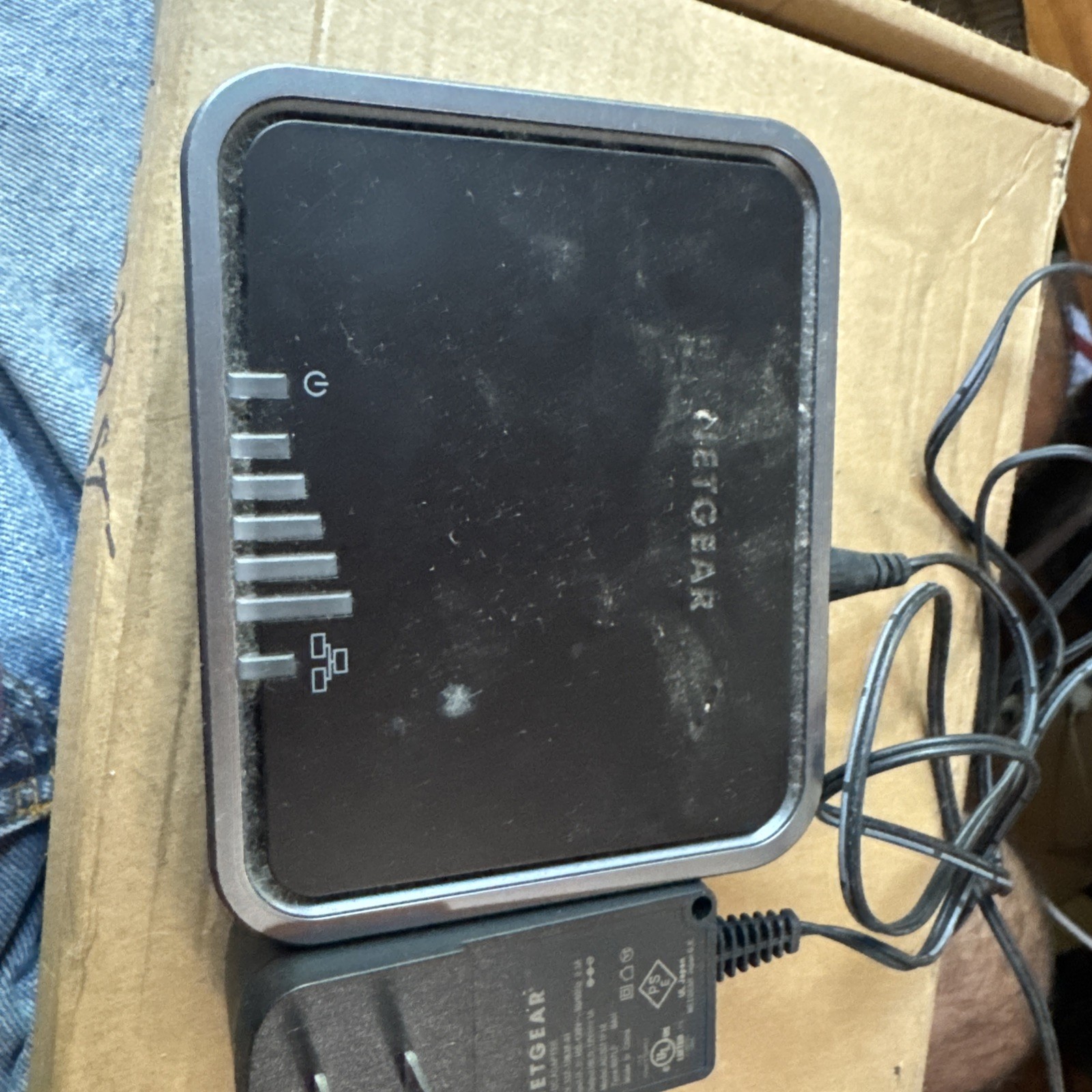 NETGEAR 4G LTE LB2120 Modem with Dual Ethernet Ports - USED