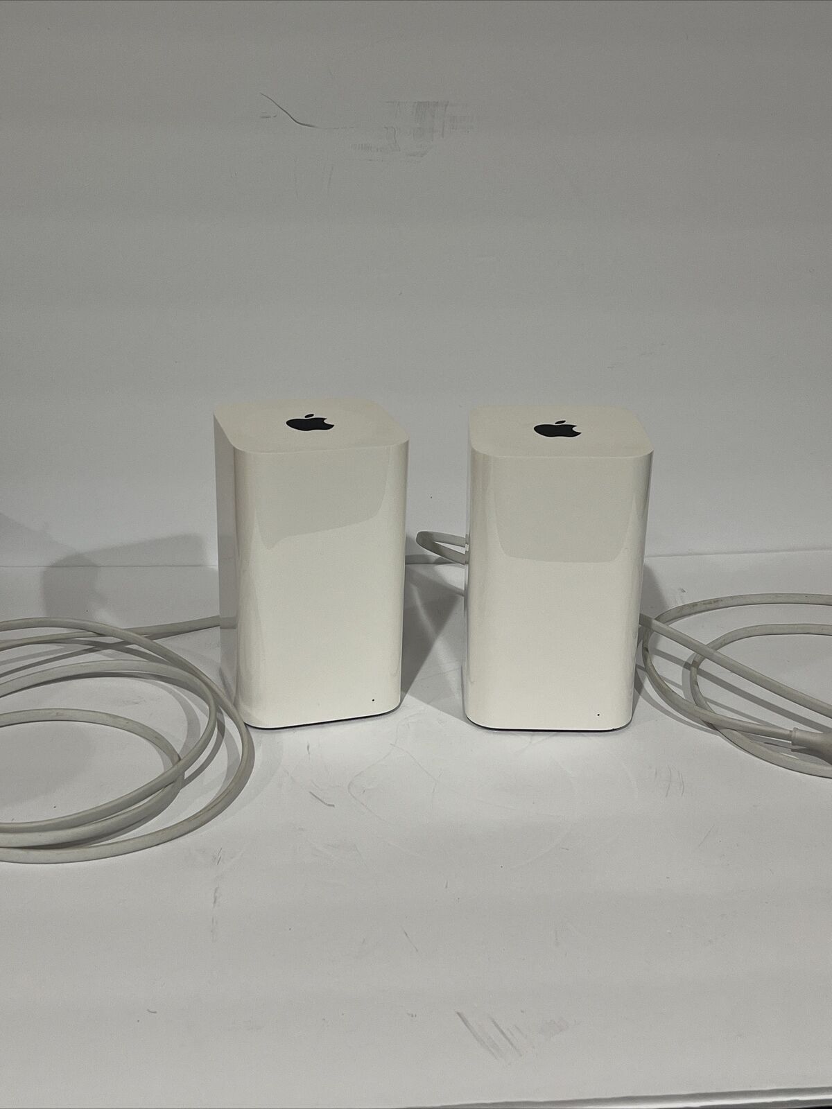 Apple A1521 AirPort Extreme Base Station Wireless Router Working Great