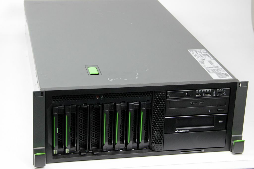 Fujitsu SATA Server Primergy TX300 S7 / RX350 S7 19" Rack + 4x WD 500GB 2x 300GB
