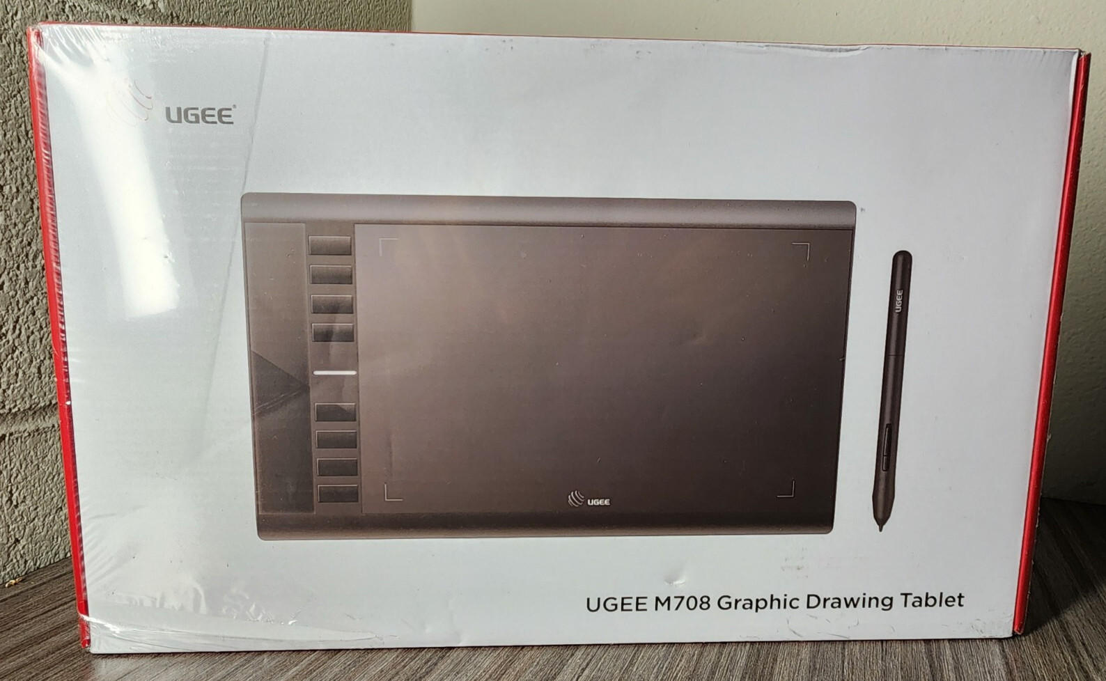 Ugee M708 Graphic Drawing Tablet, 10x6 in - Black (FBA_UG-M708-US)