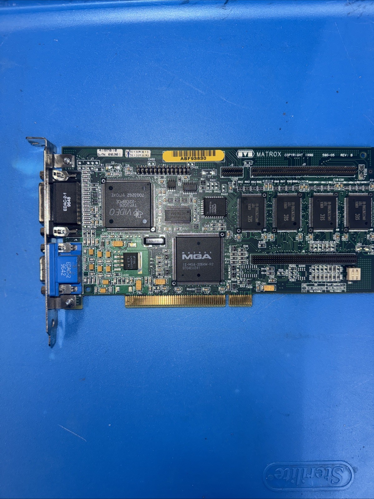 Matrox MGA-MIL/4C 590-05 ABF93830
