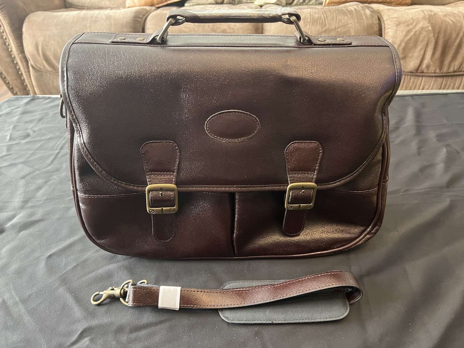 Mcklein Smart Design Mobile Professional Laptop Leather Shoulder Messenger Bag