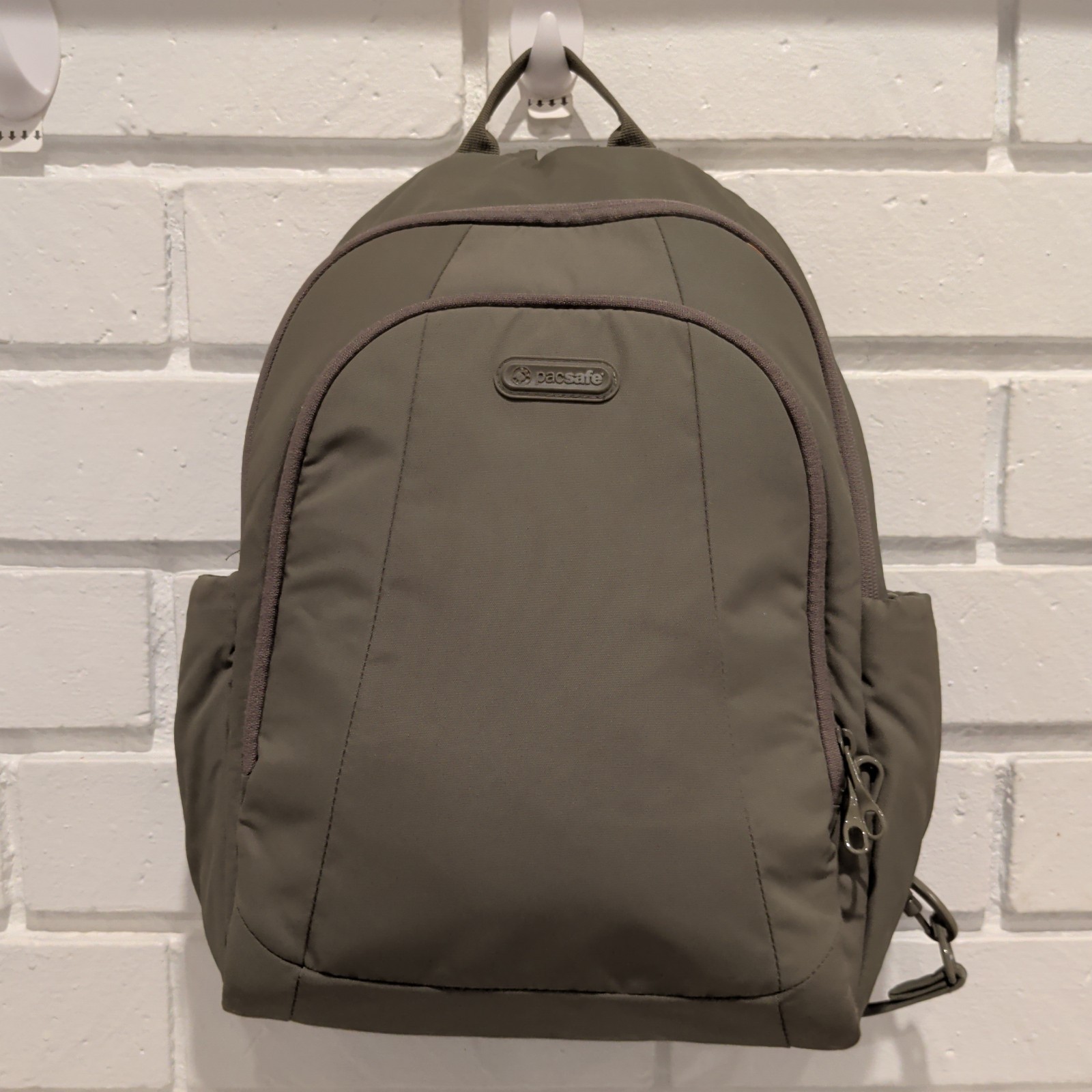 Pacsafe Backpack Metrosafe 350 GII Anti-Theft Laptop Travel RFID Safe Bookbag