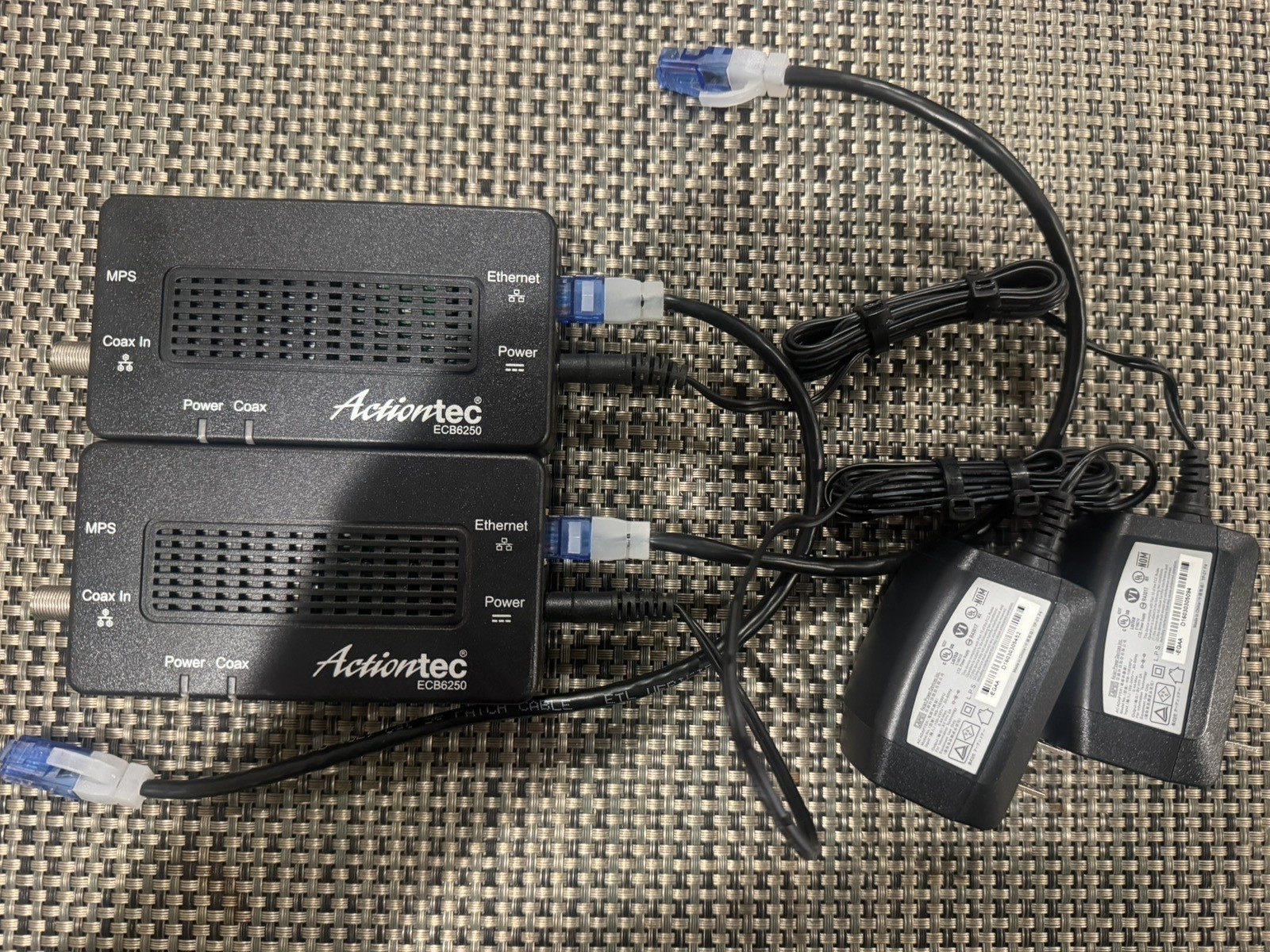 Actiontec ScreenBeam ECB6250K02 1-Gbps Network Adapter Starter Kit MoCA 2.5