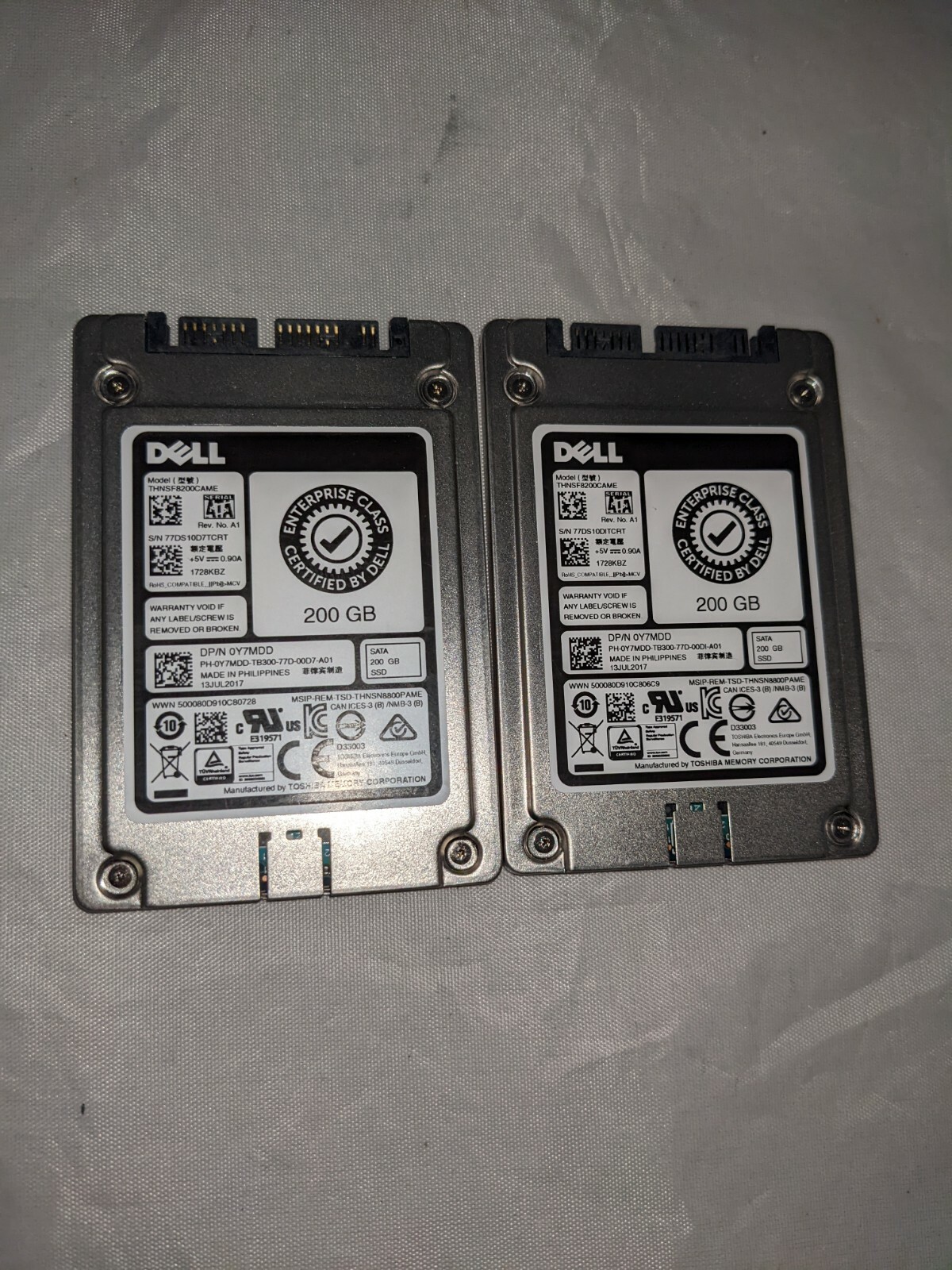 0Y7MDD Dell 200GB MLC SATA 6Gbps Mixed Use 1.8-inch Internal Solid State Drive (
