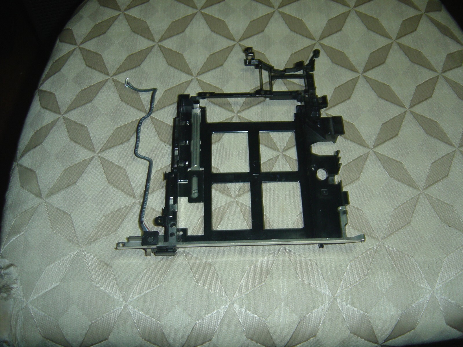 Good IBM T30 Motherboard CD/DVD Drive Cover Shell  Mount With Latch 46L4760 #2