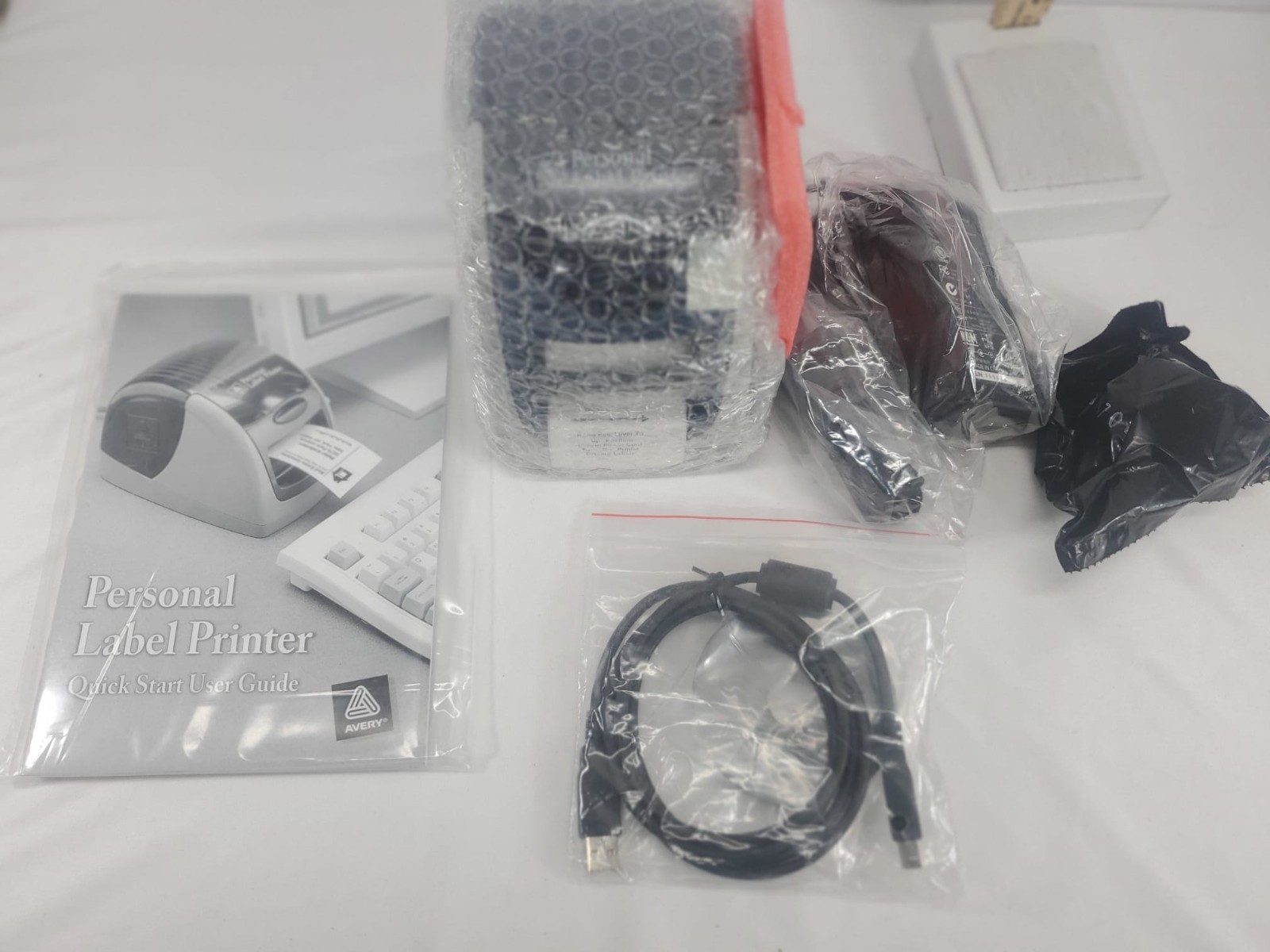 Avery Personal Label Printer 9100 Open Box Complete w/ Software CD Manual