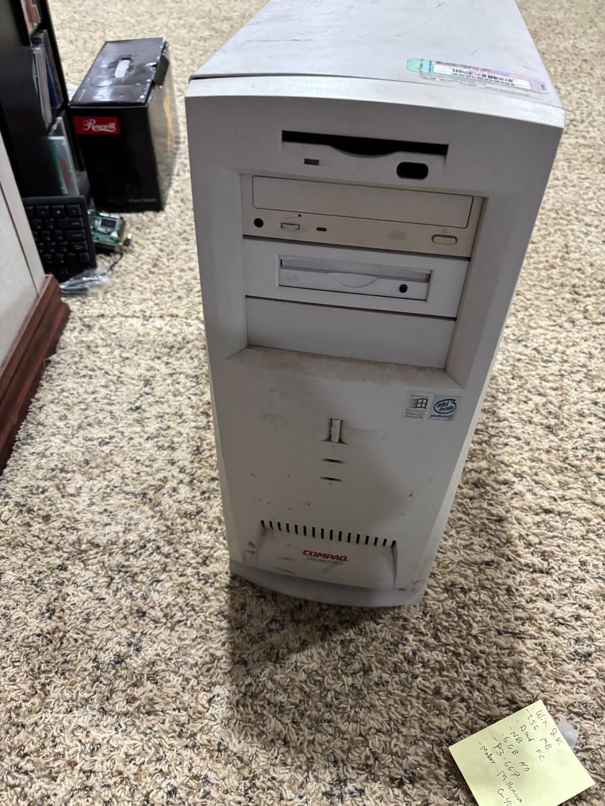 Compaq Deskpro EN Pentium III 667 MHZ 256 Mb Windows 2000