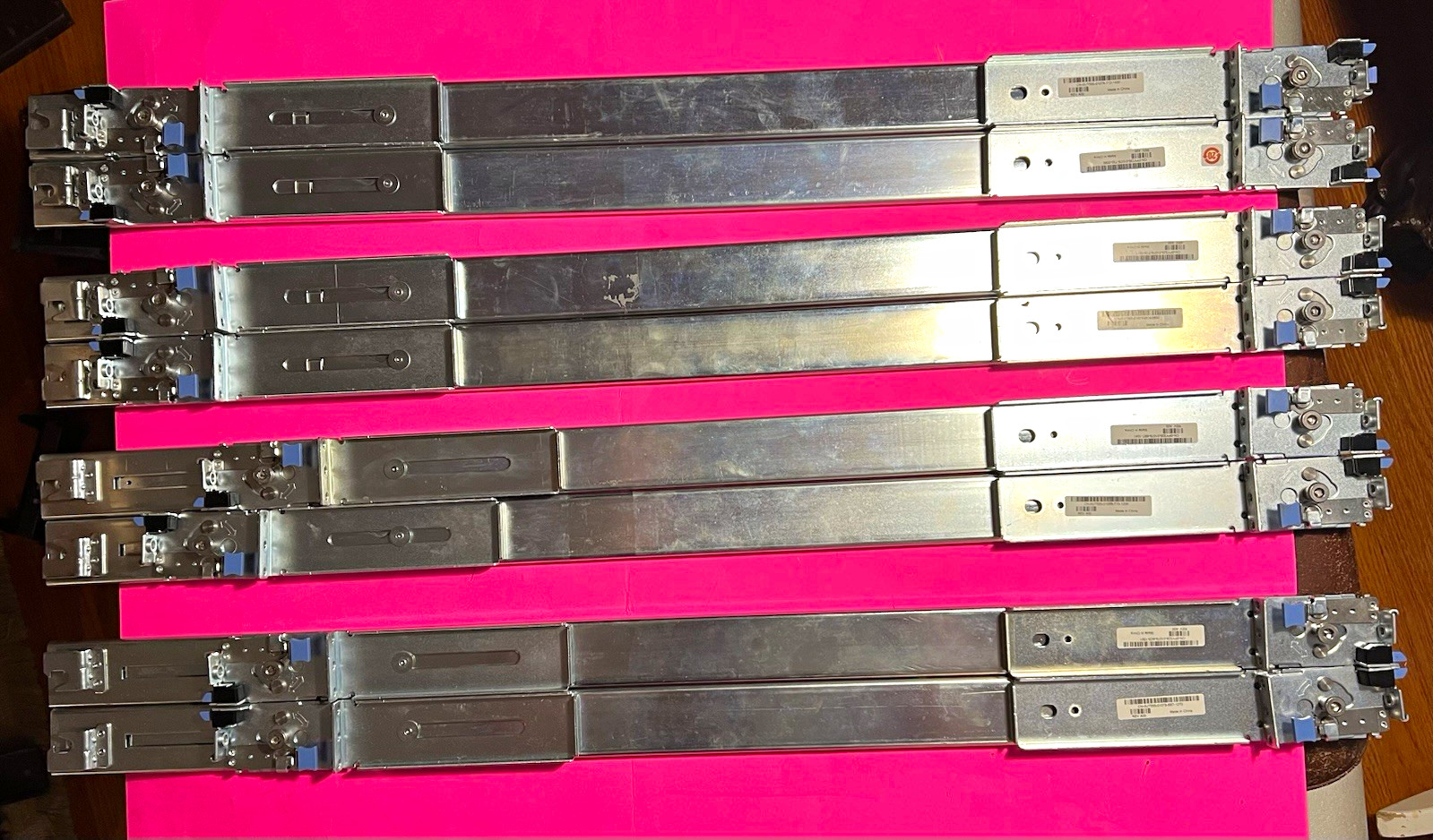 Dell Rapid/Versa Rail Kit for PowerEdge 1950, SC1435 and R300  (UT555/PY328)