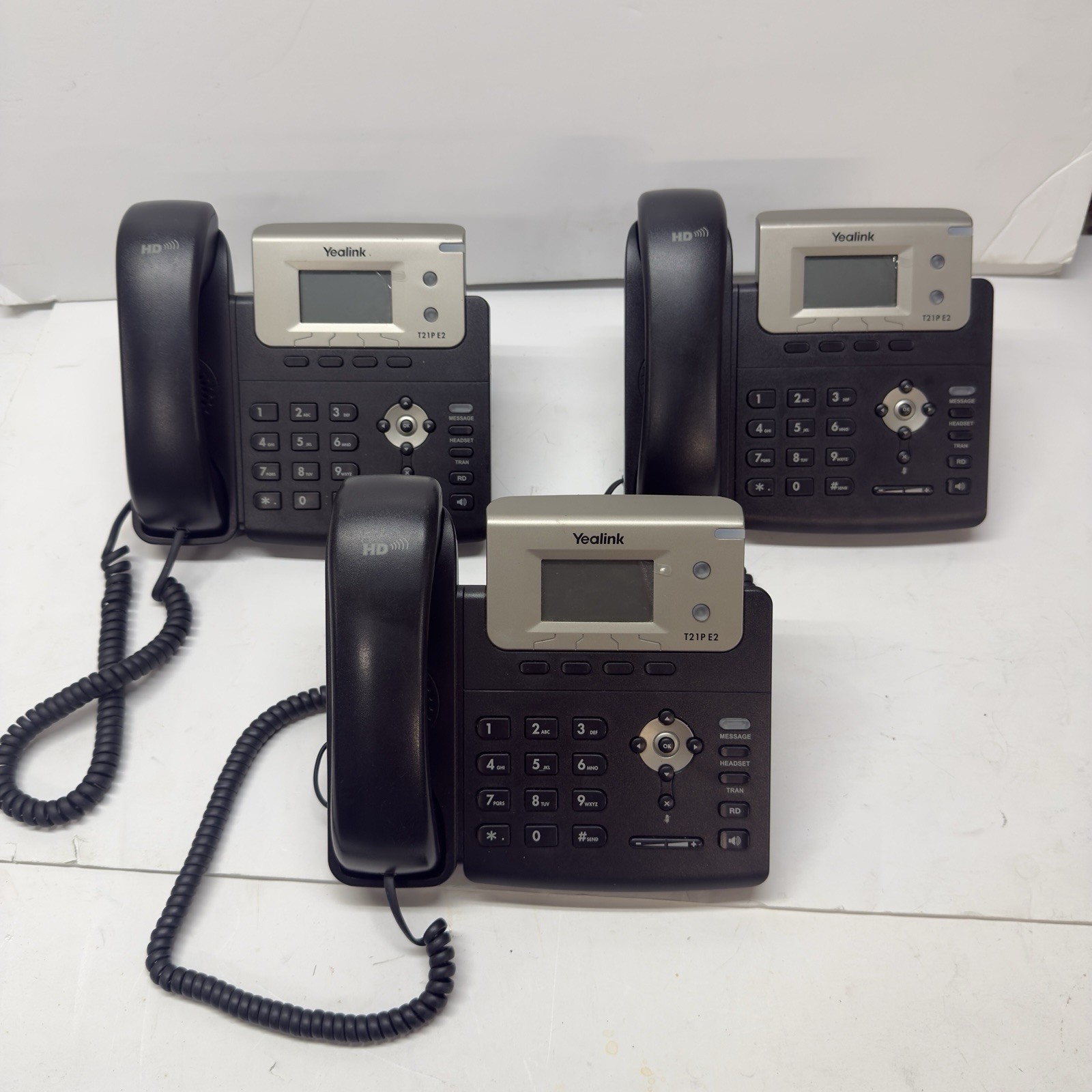 Yealink SIP-T21P E2  Dual-line Phone Lot Of  Three 3 W/stands And Ethernet Cords