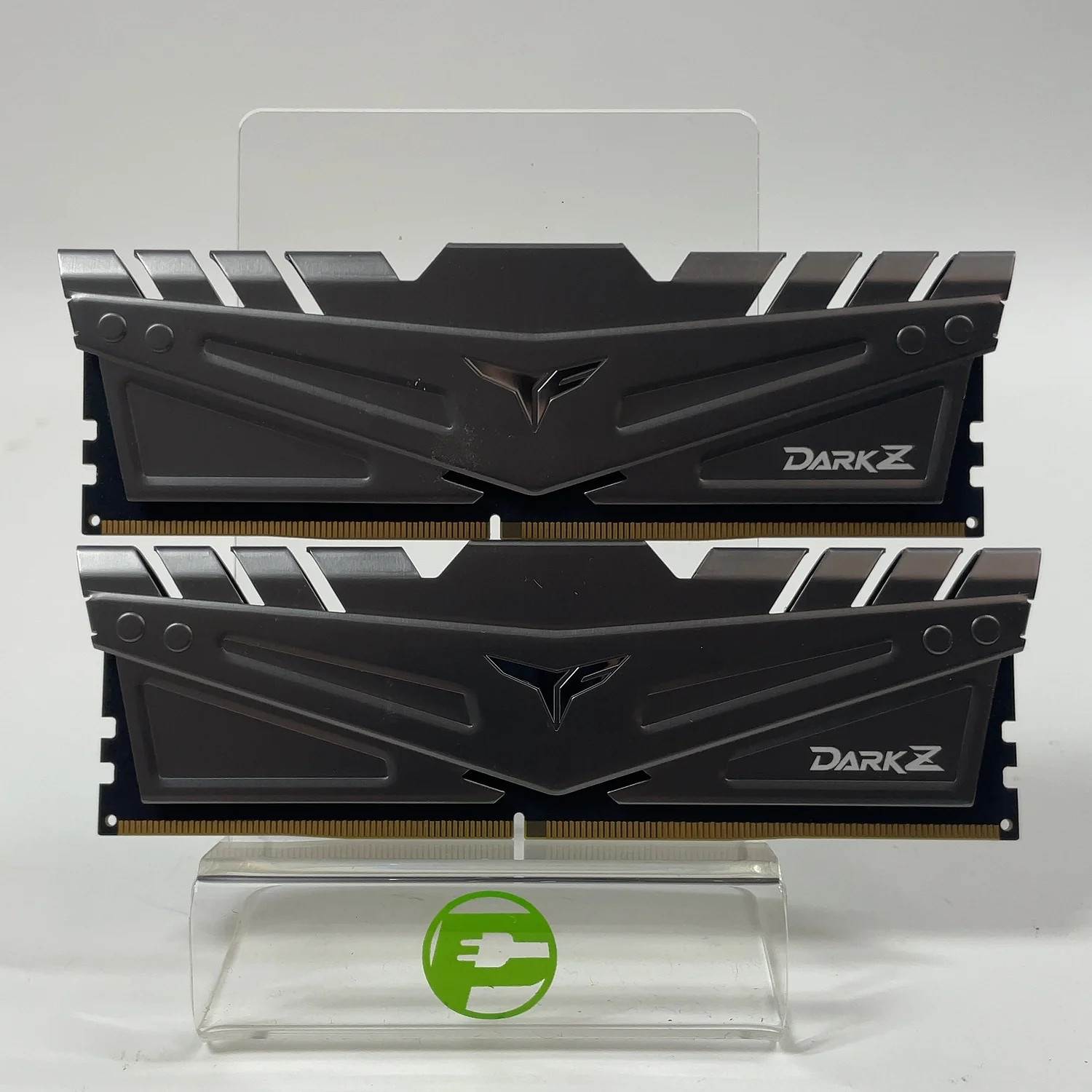 TeamGroup T-Force Dark Z 16GB (2x8GB) RAM DDR4 3200MHz TDZGD48G3200HC16CBK