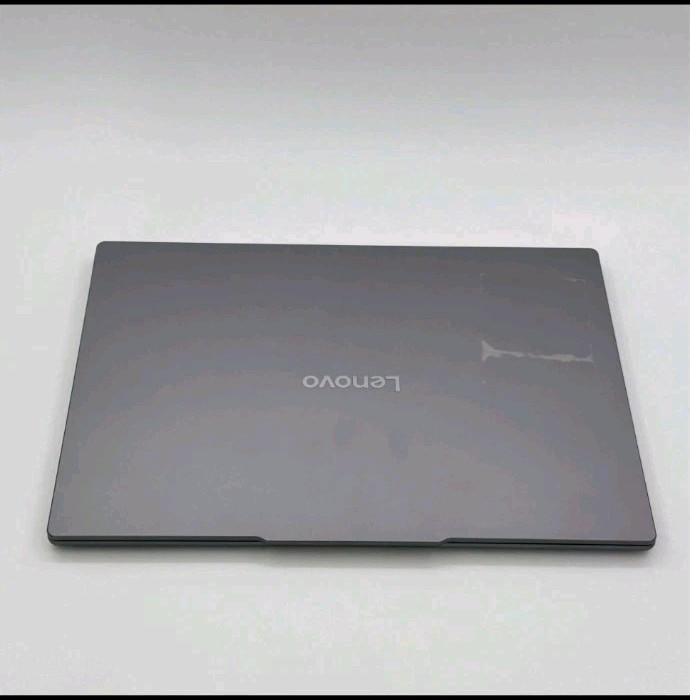 Lenovo Yoga Slim 7i Aura Edition 15.3" 3K Touch Intel Ultra 7 258V 32GB 1TB