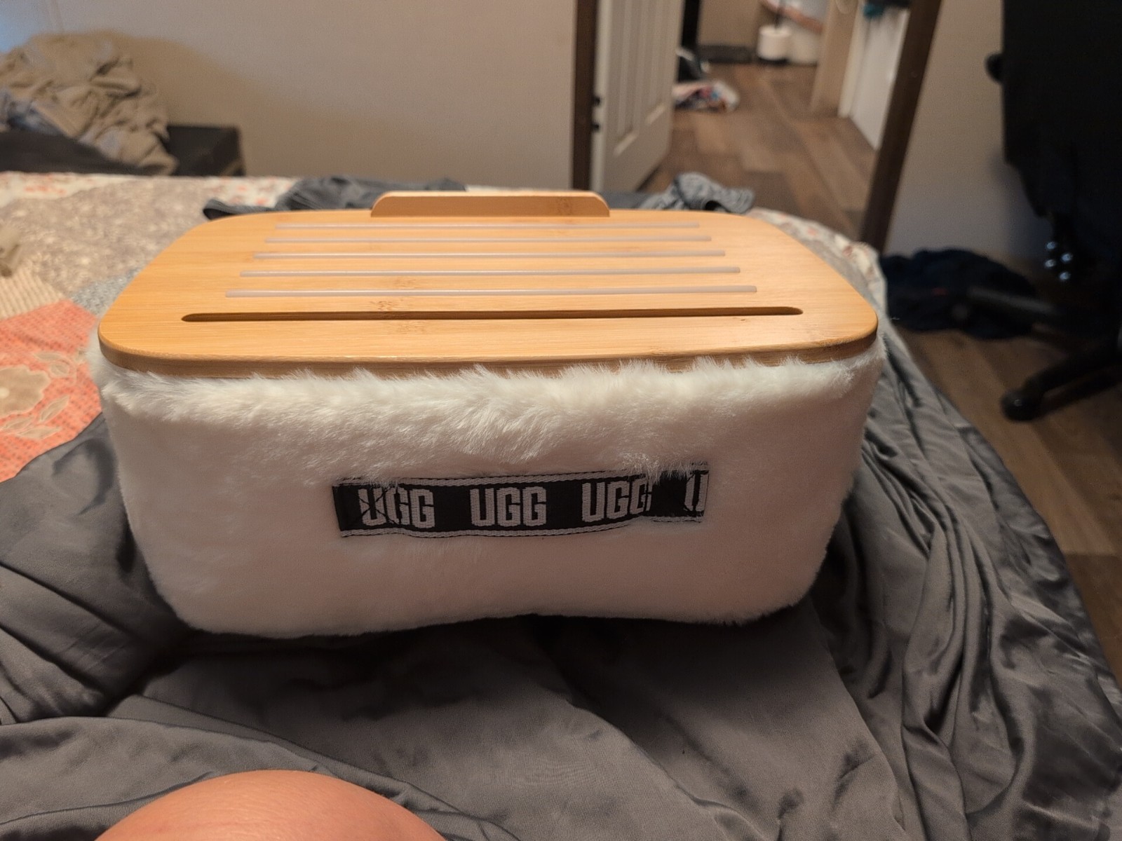 UGG Polar Lap Desk Bamboo Faux Fur Laptop Tablet iphone Holder- Snow 