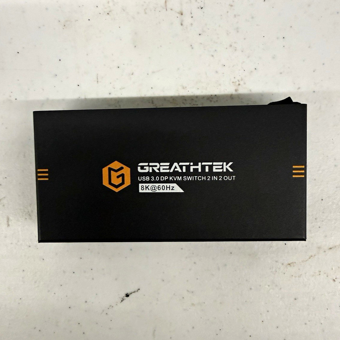 GREATHTEK Powered 2:2 DisplayPort USB 3.0/USB-C KVM Switch Box 8K 60Hz