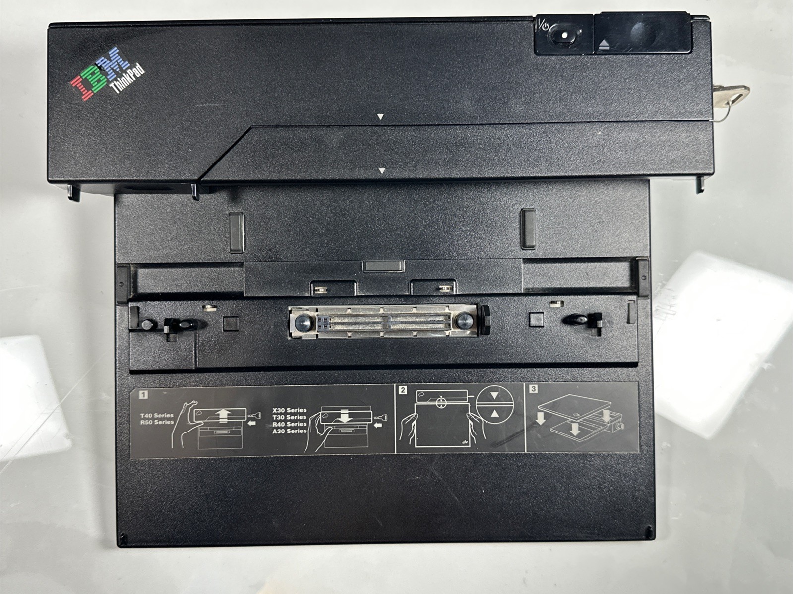 IBM Lenovo Thinkpad Port Replicator Dock  2878 WITH KEY