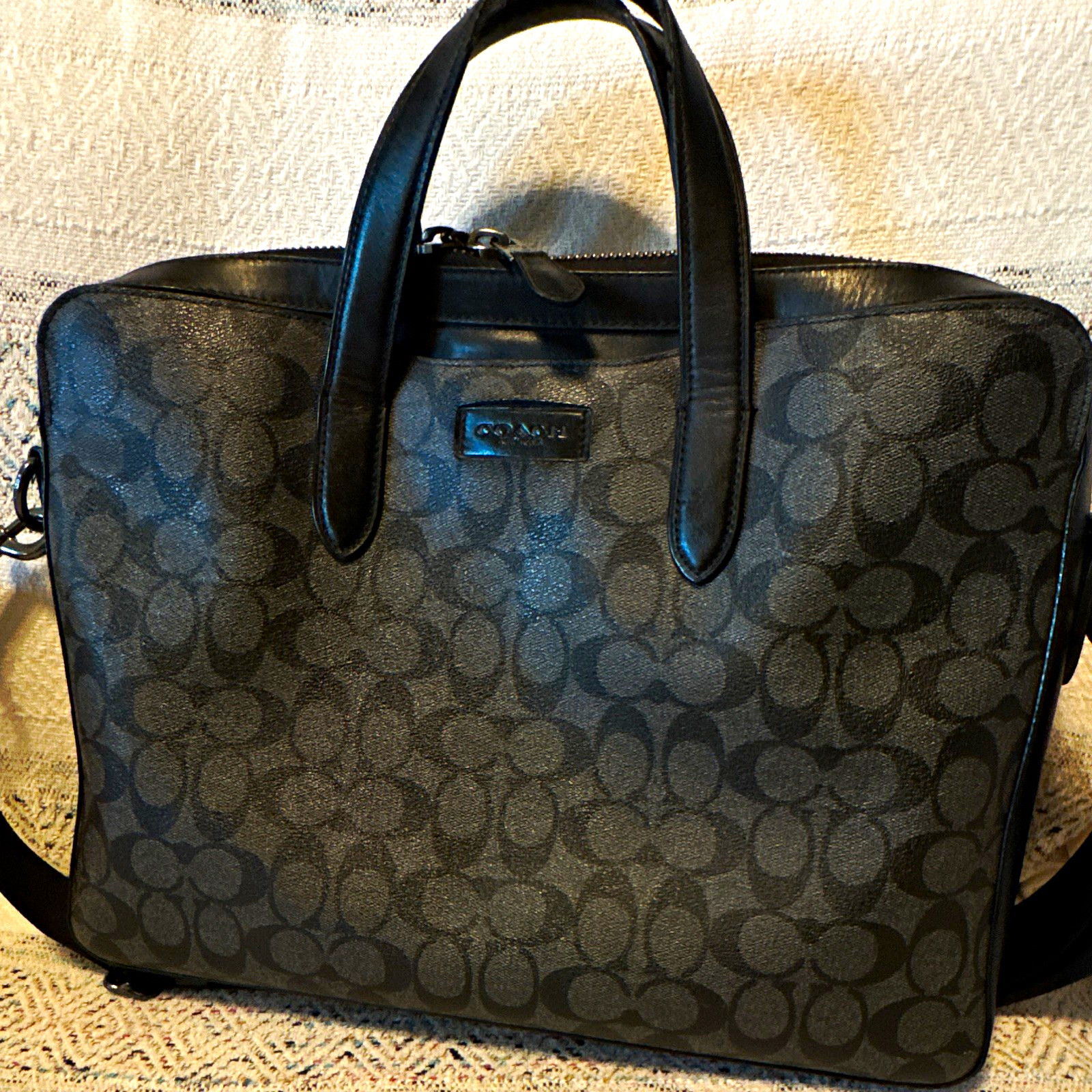 Coach Signature Leather Briefcase Laptop Bag 15 in Black/Gray Zip Crossbody