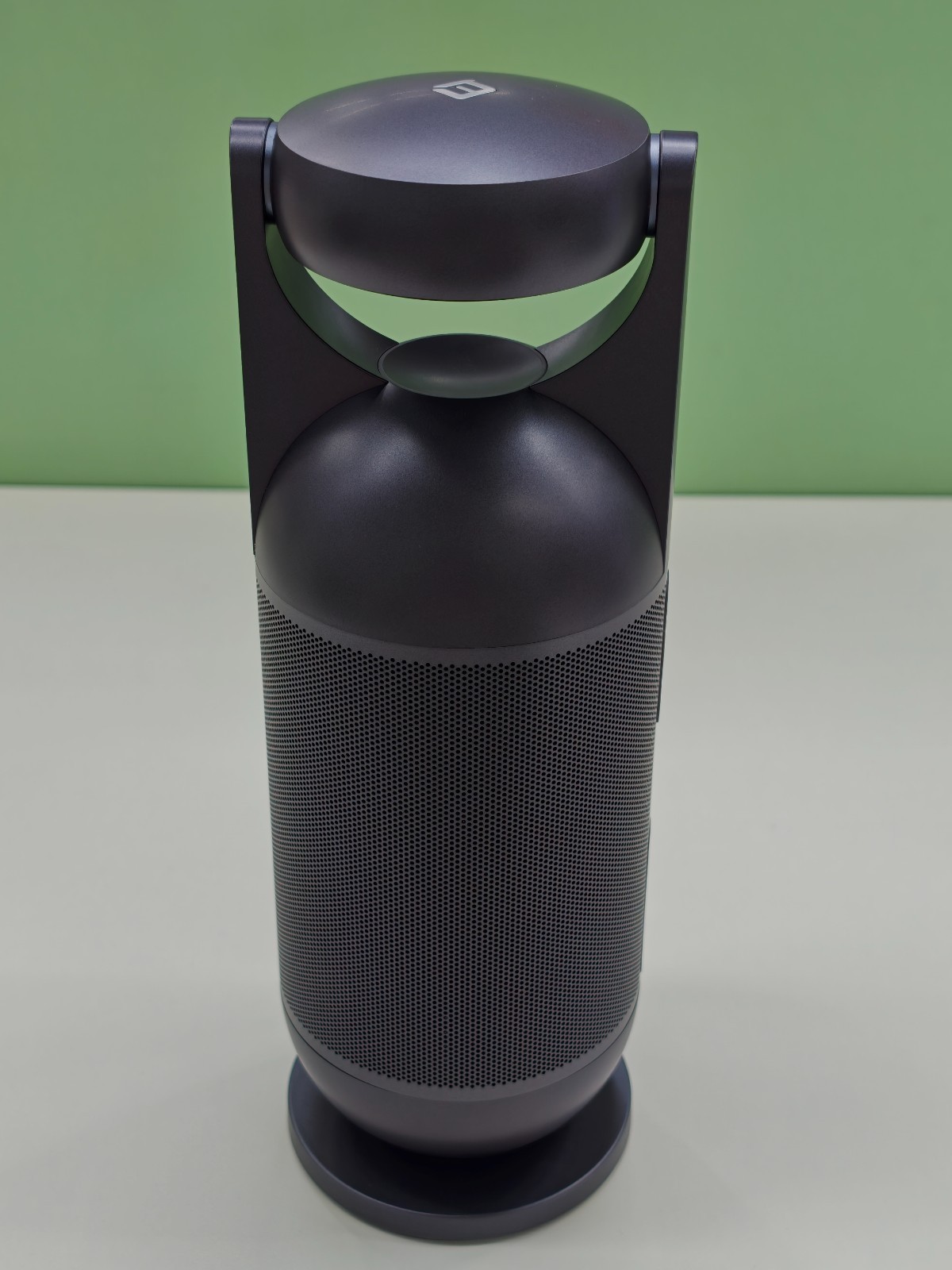 EMEET Meeting Capsule, 360° 4K Capture, AI Voice/Face/Figure Tracking