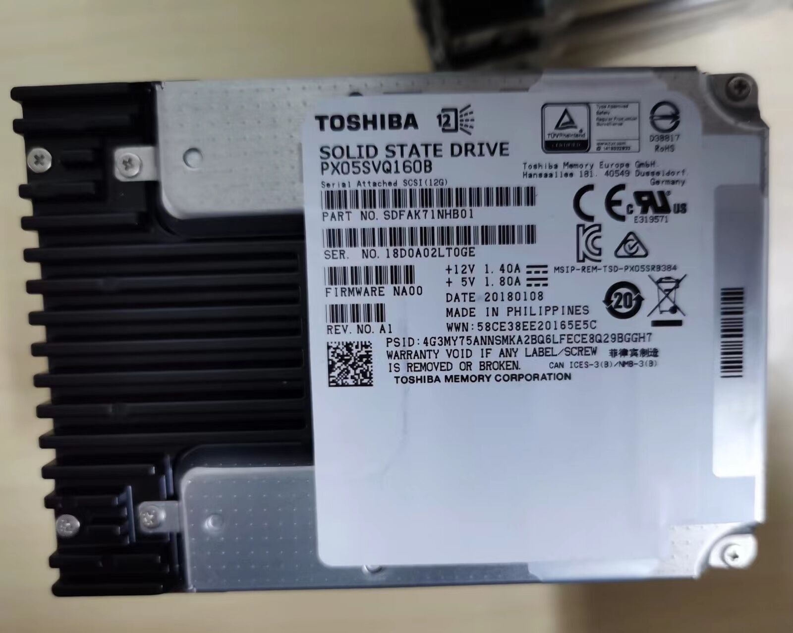 1.6TB SSD TOSHIBA SAS PX05SVQ160B SOLID STATE Drive SDFAK71NHB01