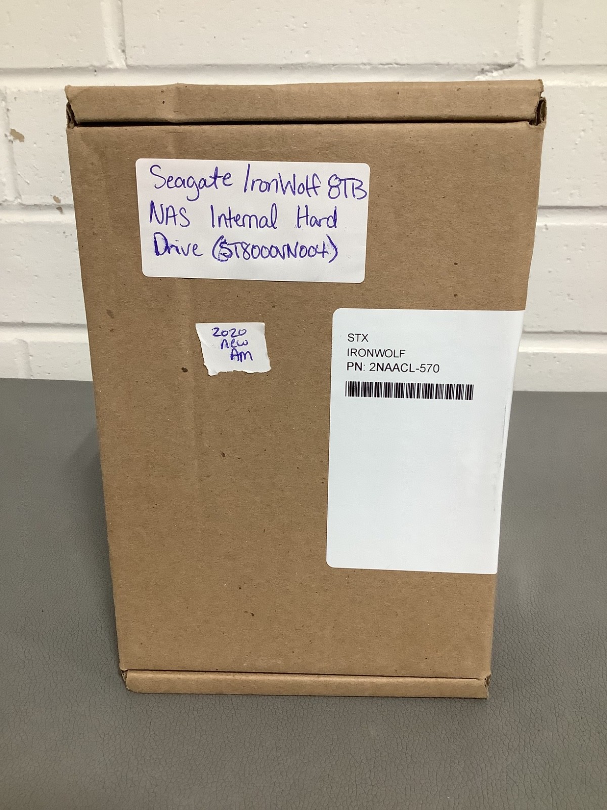 Seagate IronWolf 8TB NAS Internal Hard Drive (ST8000VN004)