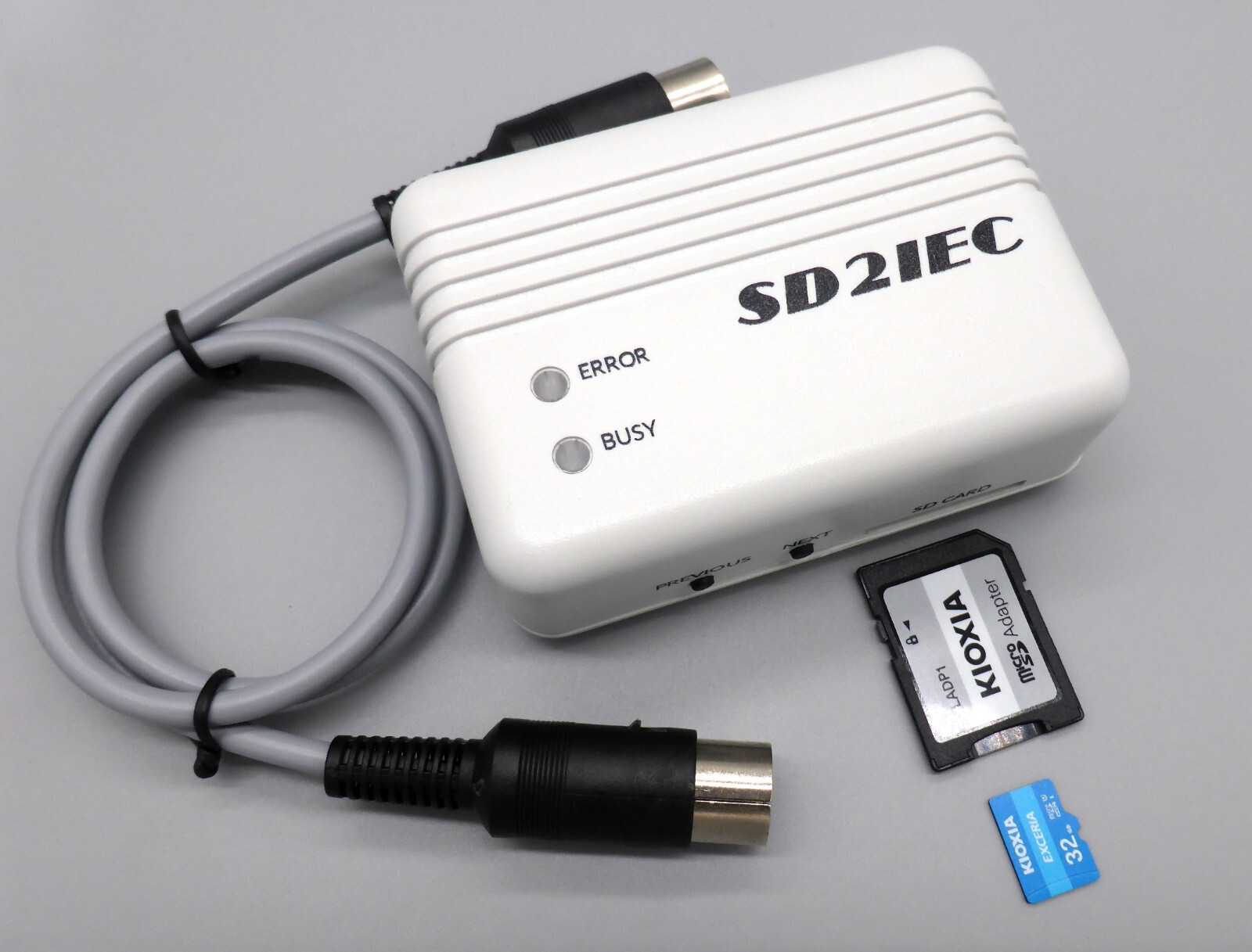 SD2IEC for Commodore in Case + Serial Cable + SD Card (32GB)