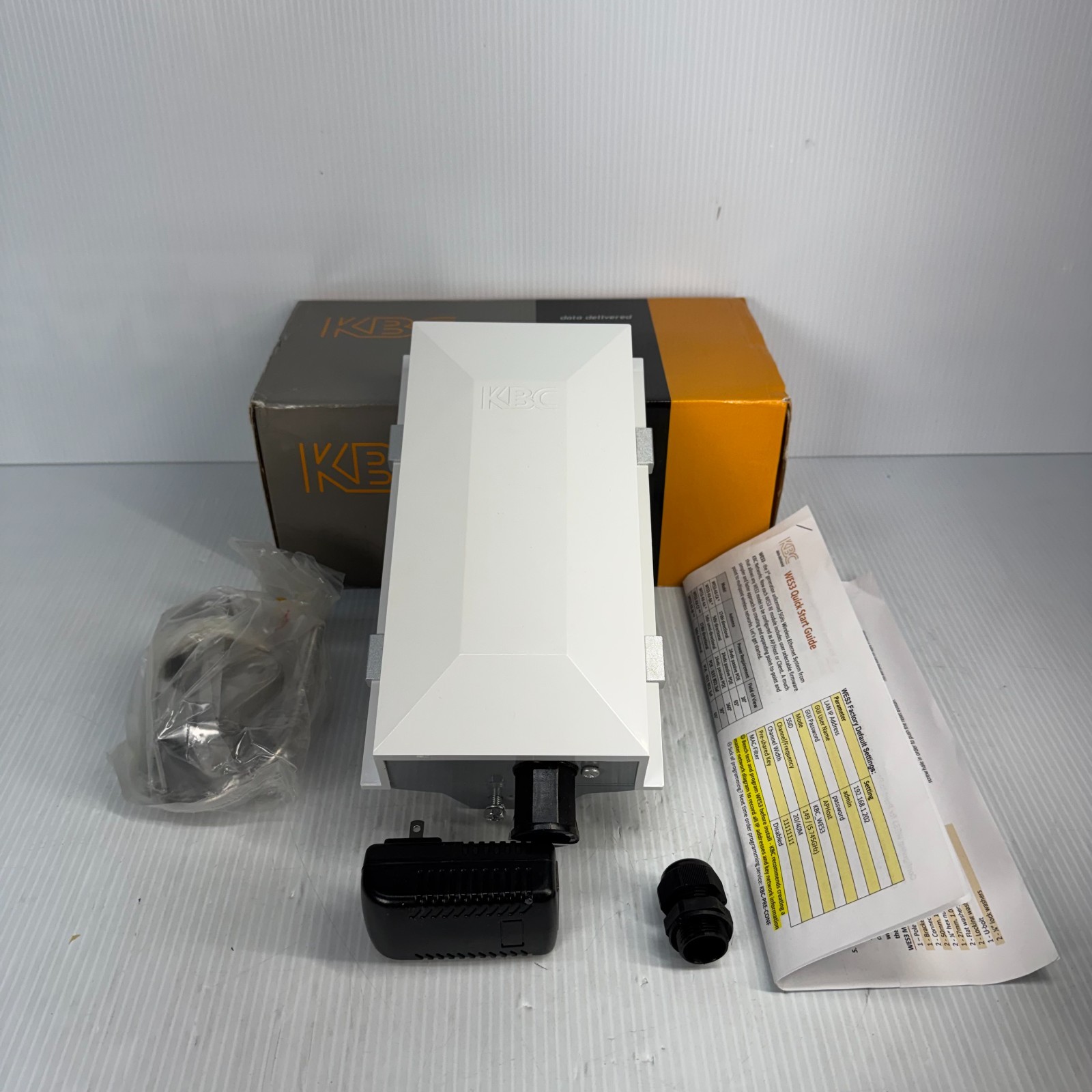 KBC WES3 Wireless Ethernet System Receiver Transceiver Bridge WES3-AX-CA Boxed