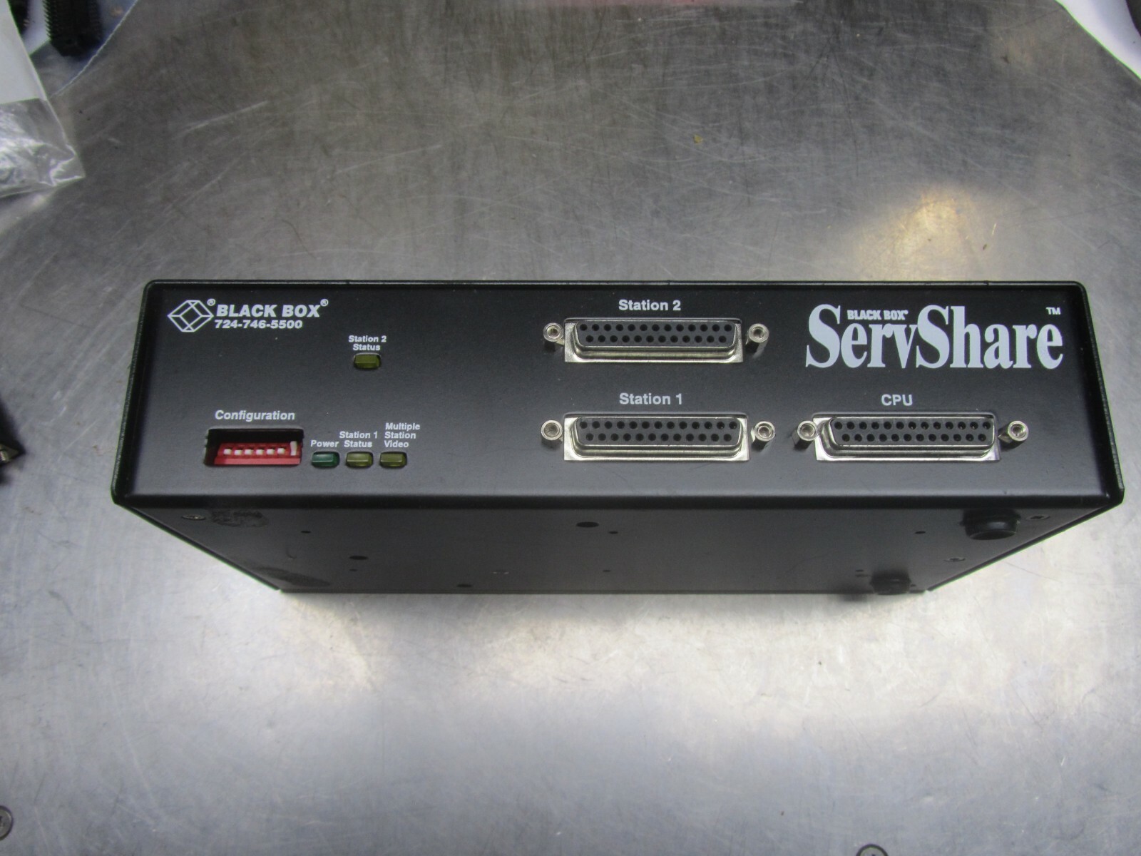 NEW Black Box KV752A ServShare 2-Port KVM ServSwitch w/ DB25 Female Connectors