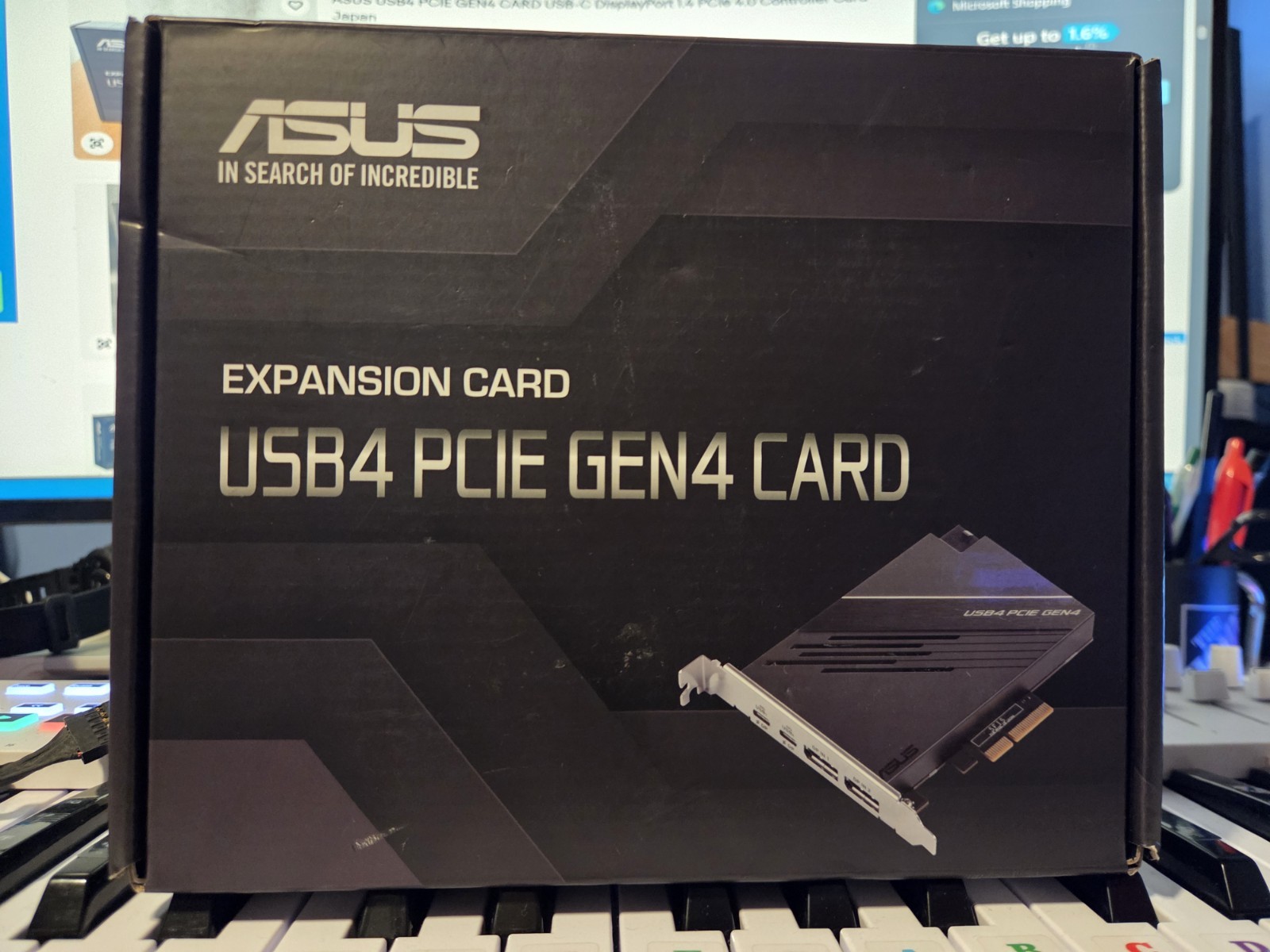 ASUS USB4 PCIe Gen4 Card Expansion Card USB-C DisplayPort 1.4 PCIe 4.0 New