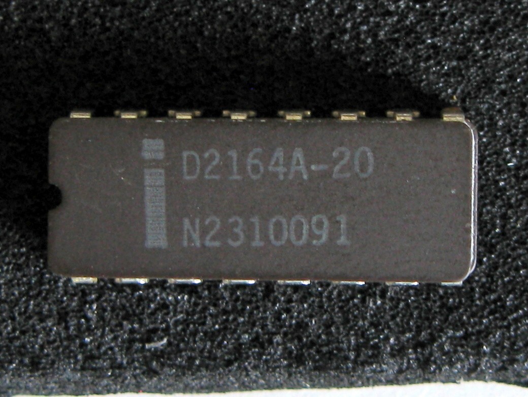 👀 INTEL D2164A-20 Page Mode DRAM, 64Kx1, 200ns, NMOS, 16-pin DIP 💲