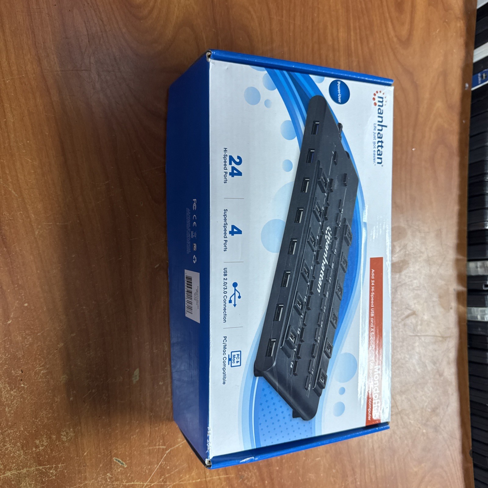 28 Ports USB 2.0/USB 3.0 Combo HUB, Manhattan 161718 MondoHub, UH3-424N