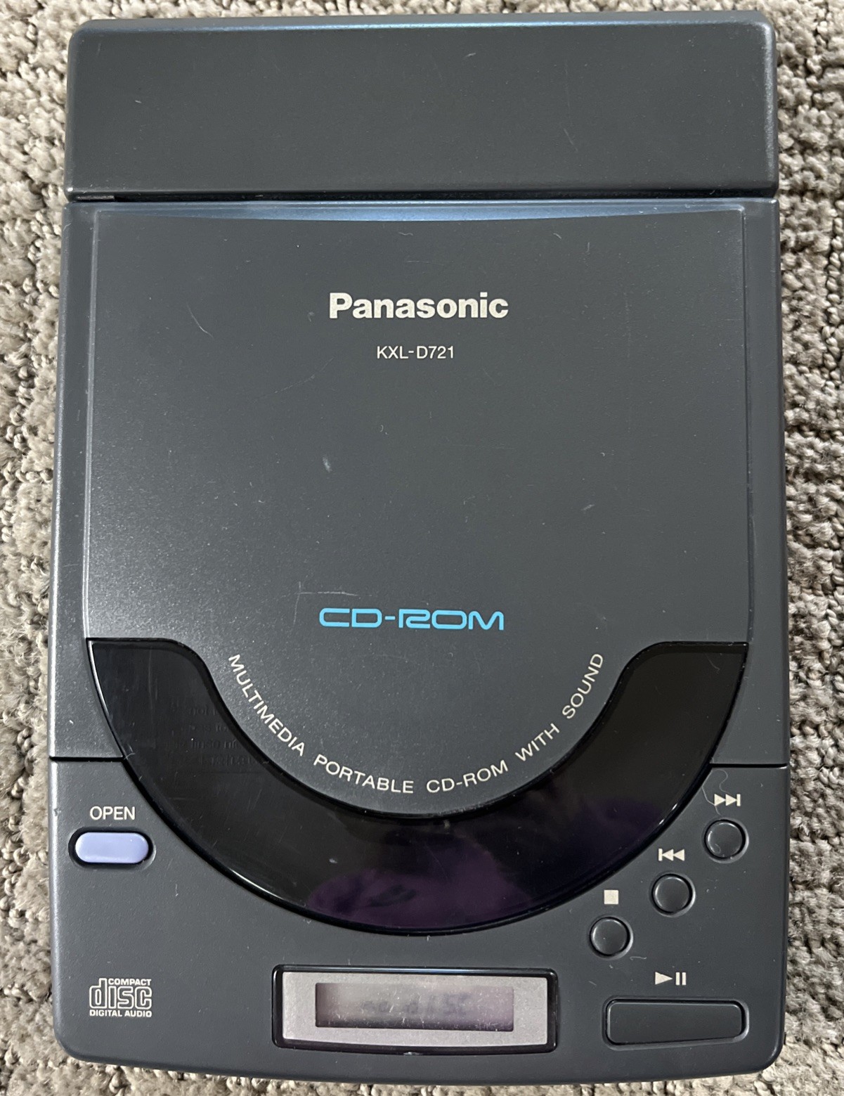 Panasonic Portable CD-ROM Drive With Sound KXL-D721 1995