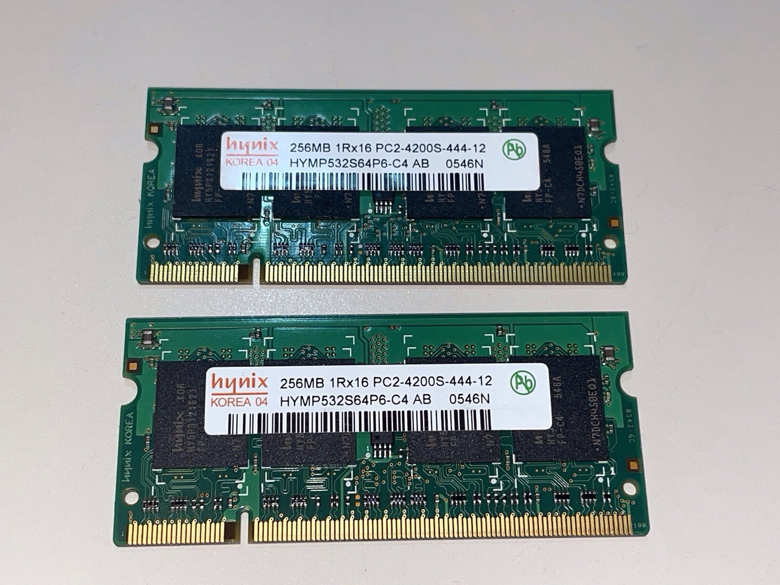 Hynix Laptop Memory (2 X 256MB) 1RX16 PC2-4200S-444-12 SODIMM (Total 512MB)
