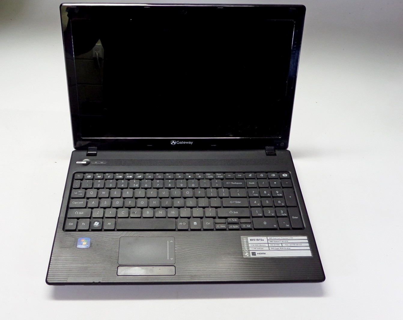 Gateway NV51B15u P5WS6  15" Laptop Computer w/Upgraded 500 GB Drive
