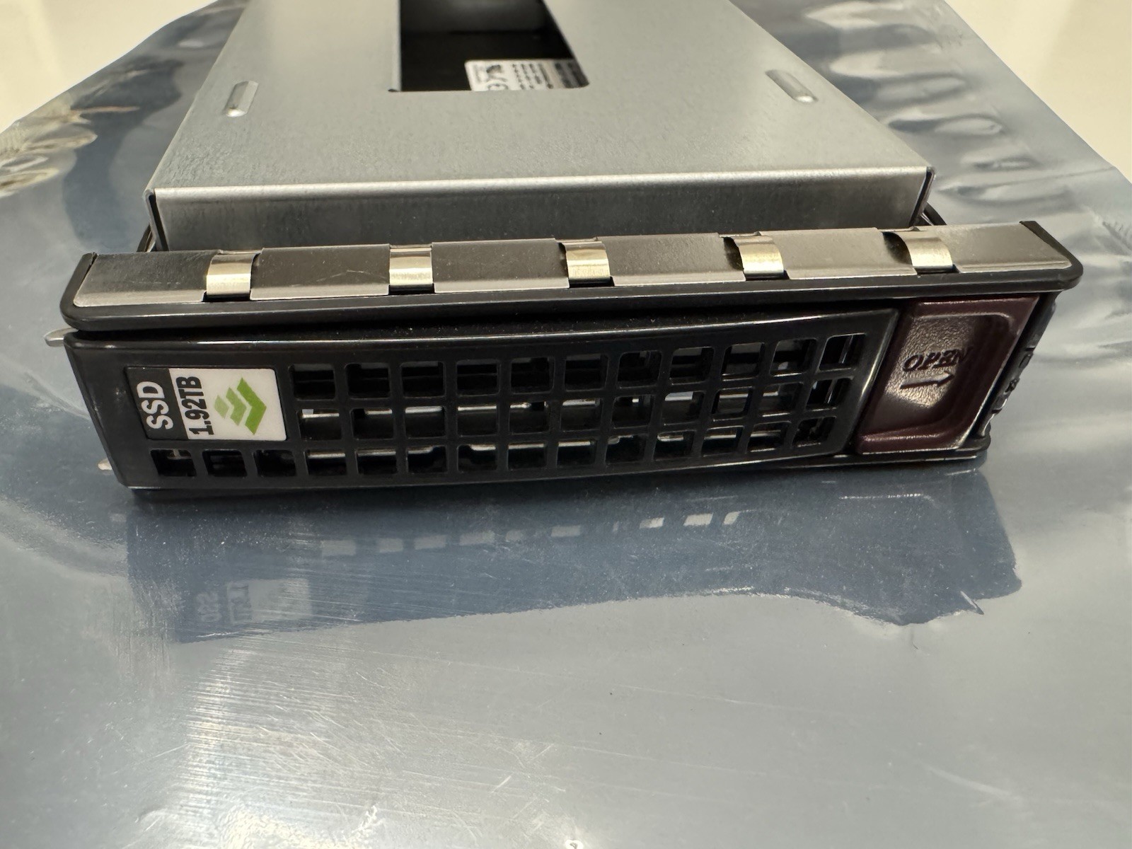 Nimble Storage 1.92TB 6Gb/s 2.5" SATA SSD CS/AF/HF | Q8F87A | SP-SSD-1920GB-DFC