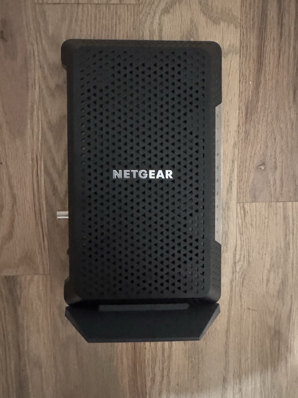 NETGEAR CM1150V Nighthawk Multi-Gig Speed Cable Modem for XFINITY Voice NO CABLE
