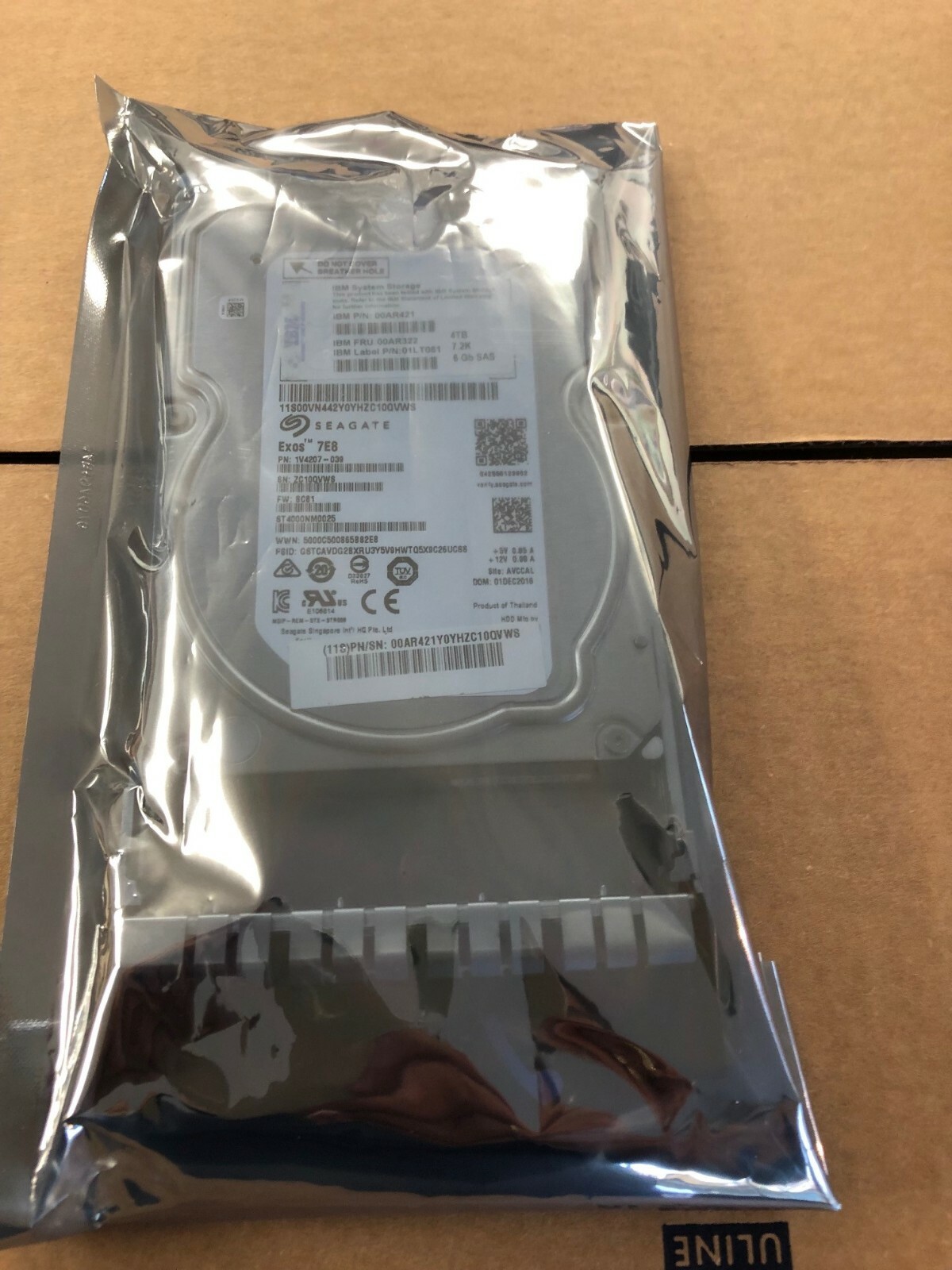 NEW IBM AHD3 4Tb NL SAS Disk V7000 Gen2 00AR322 00AR421 