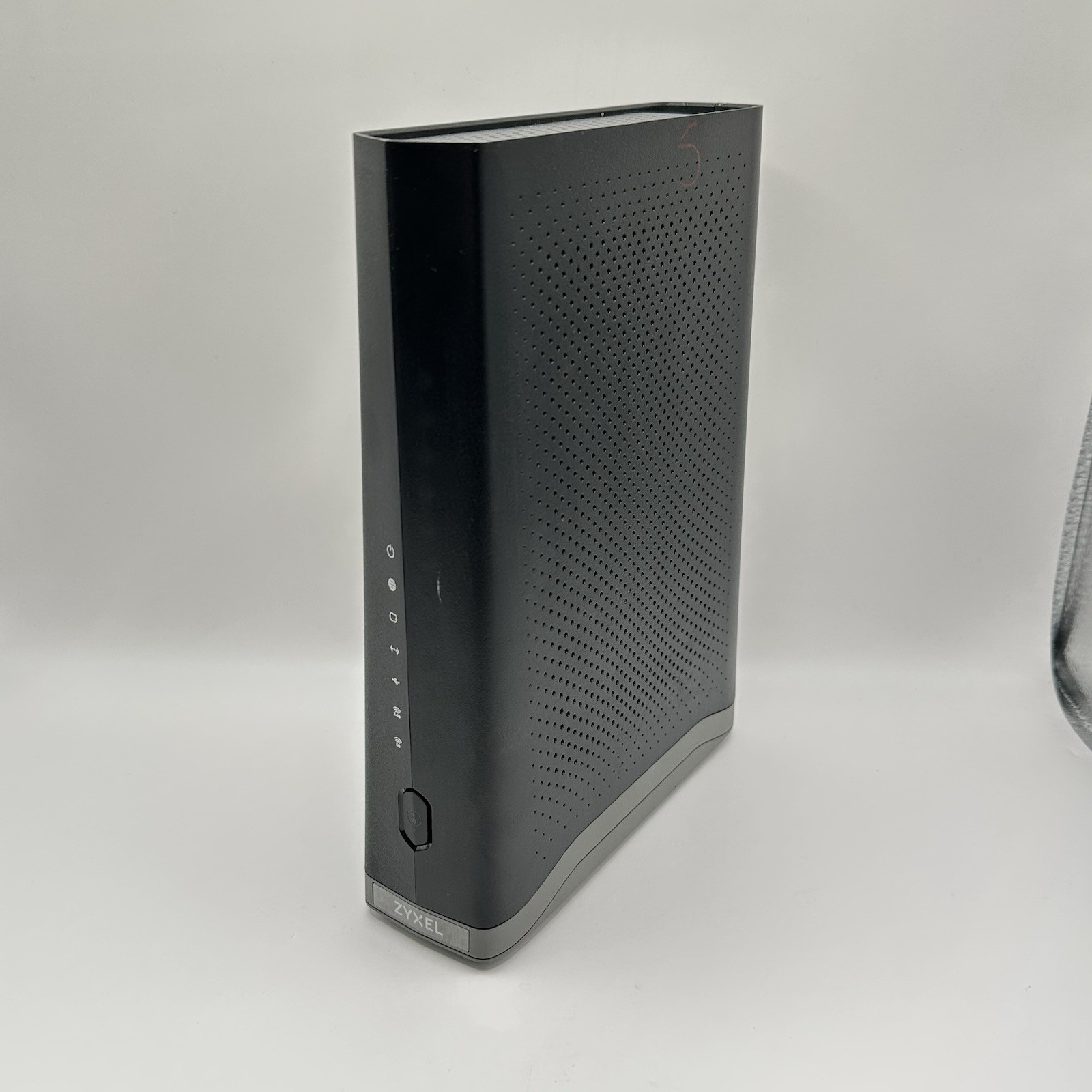Centurylink ZyXEL C3510XZ Fiber Modem/Router Combo AX5700 WiFi6 Gigabit No Cord