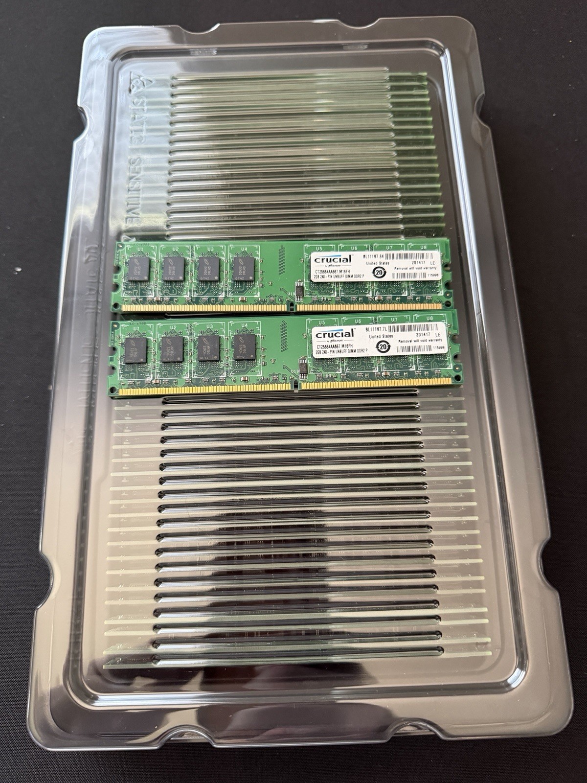 Crucial Technology 2GB DDR2 667  PC2-5300 DDR2 DIMM RAM Memory - (50) QTY Bulk