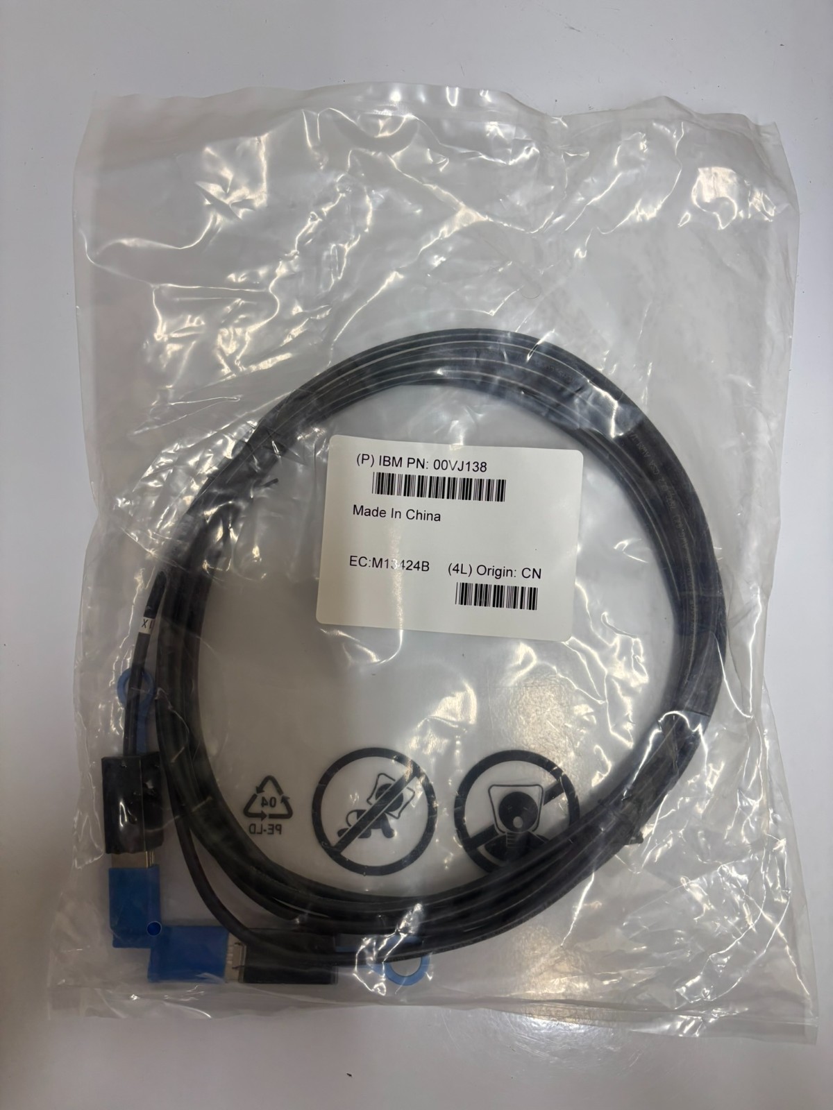 Lot of 10 - 5.5m IBM External Mini-SAS SFF-8088 to SFF-8088 Cable 00VJ138