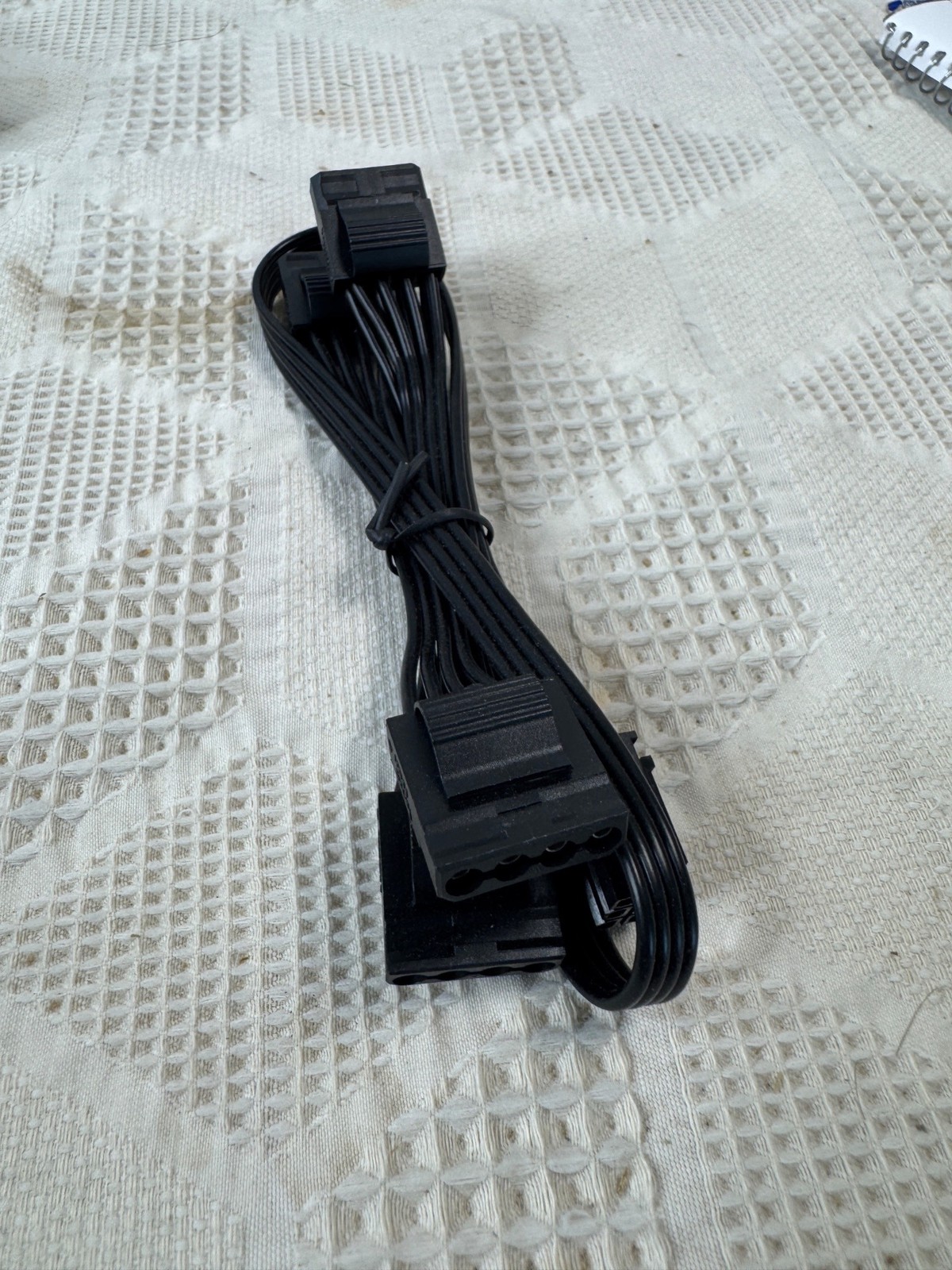 Corsair 34-000373 CPU Computing Ribbon Cord 6-Pin To 4 Molex By Yestone P01001