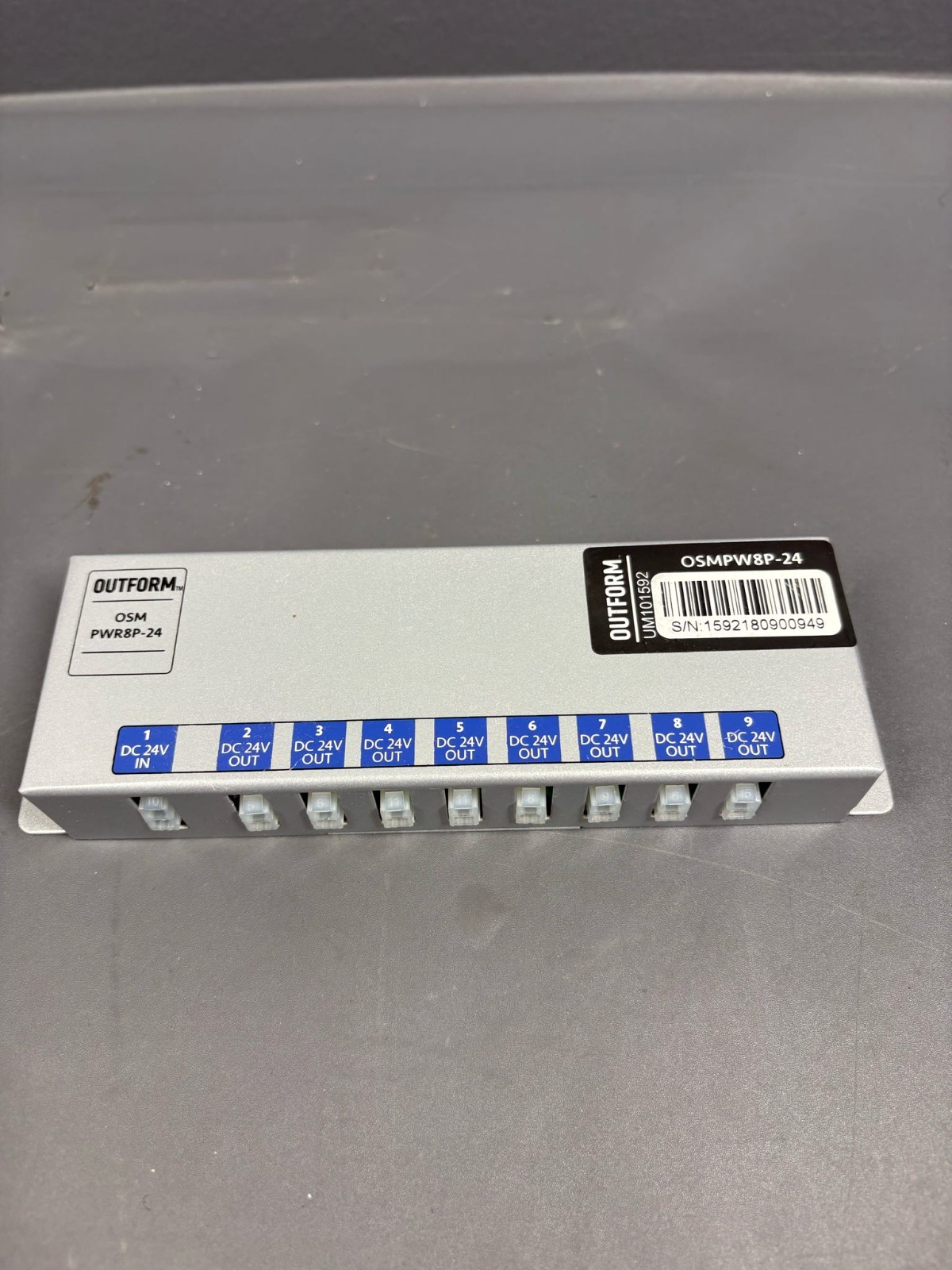 Outform OSM PWR8P-24 Retail Display 24V Power Distribution Splitter Hub UM101594