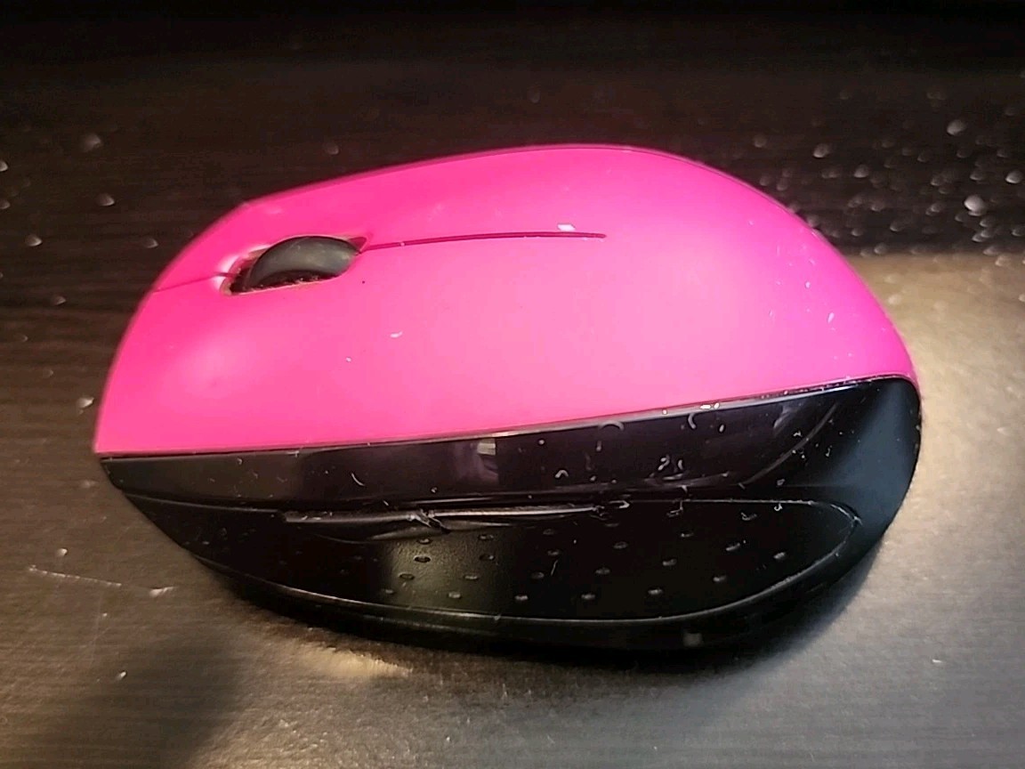 ONN Hot Pink Wireless Mini Compact Travel Optical Mouse USB (USED)