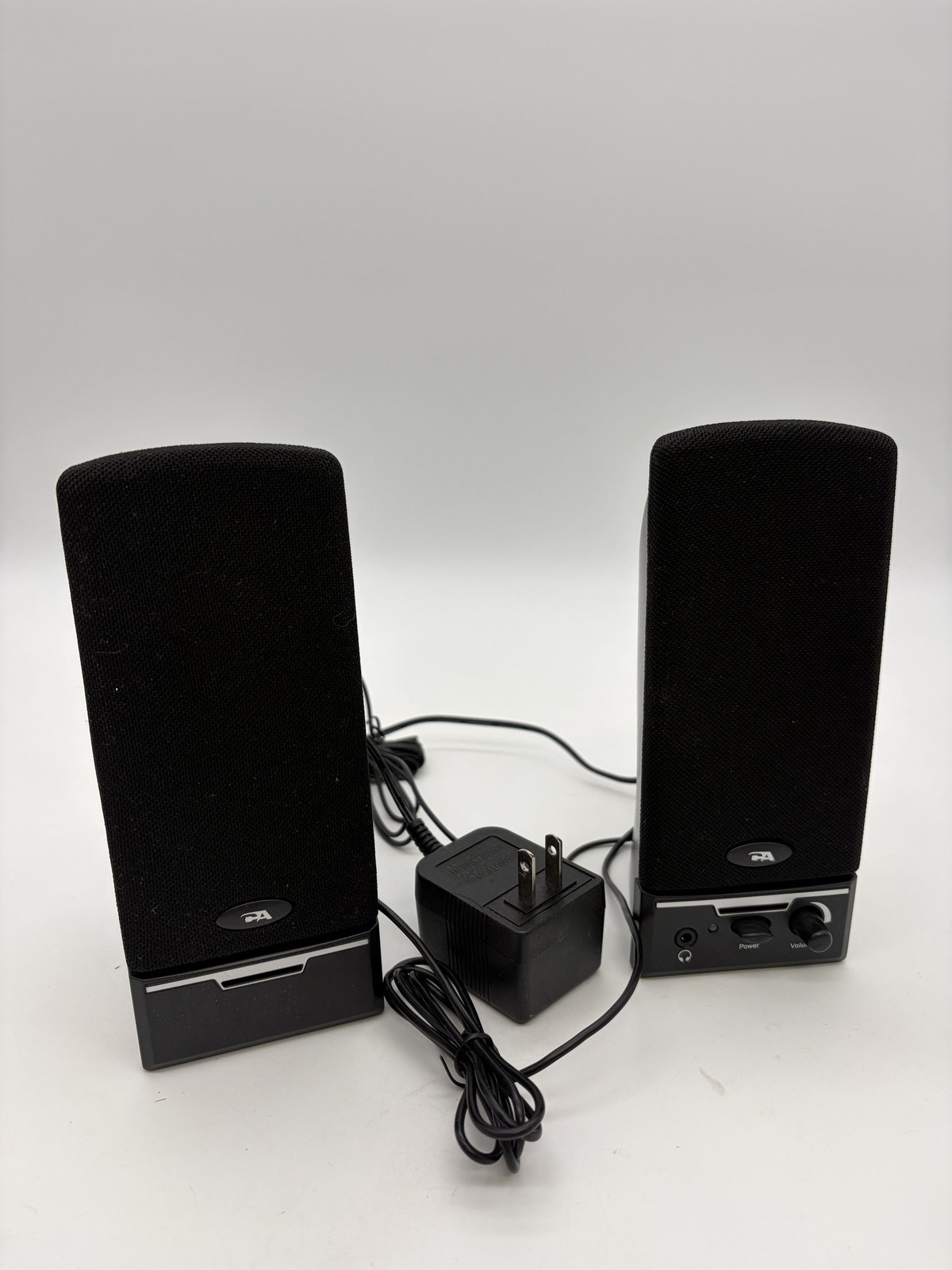 Creative Computer Speakers Pair Wired w/ Power Adapter Audio Cable H1