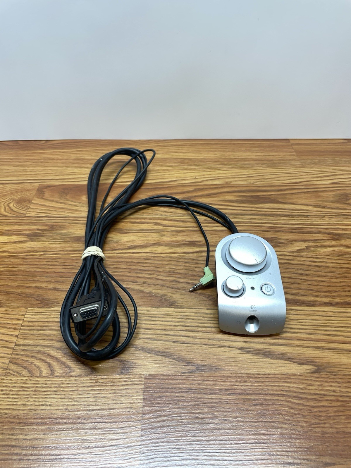 Logitech Z-2300 Speaker Volume Control Pod Wired Remote Only Untested ￼