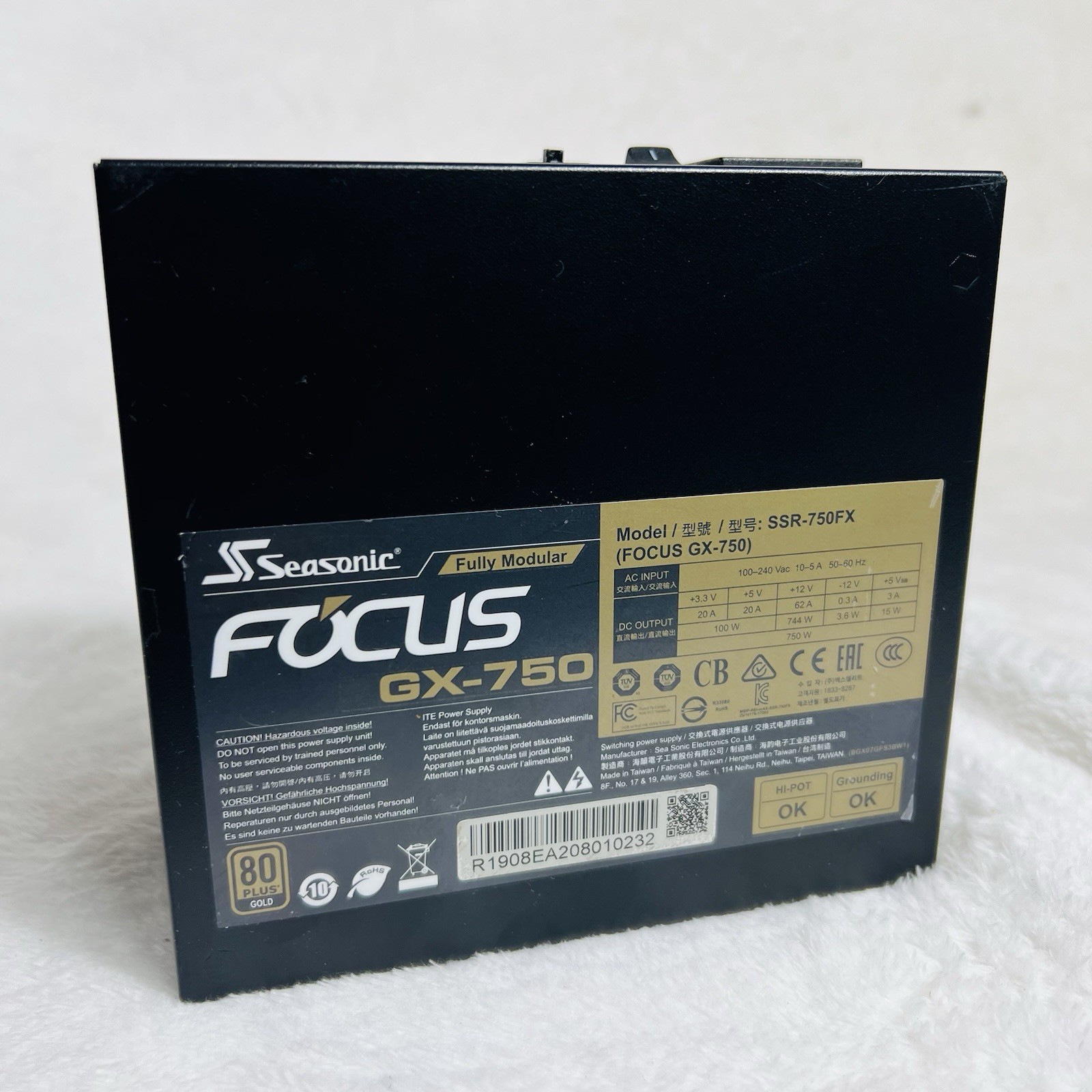 Seasonic Focus Plus Series SSR-750FX  -  80 PLUS Gold