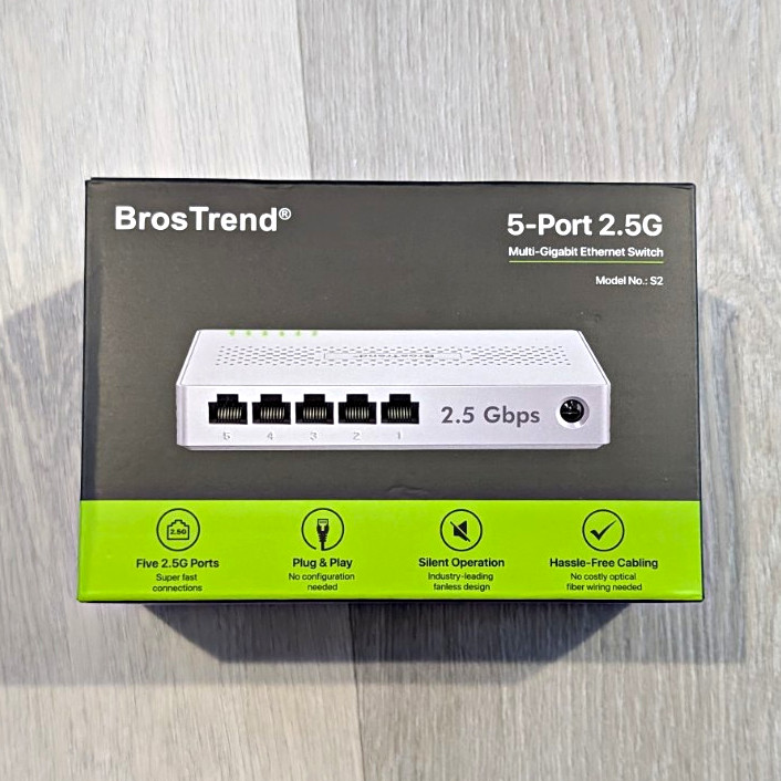 BrosTrend S2 5-Port 2.5G Ethernet Switch Unmanaged Layer 2 RJ-45