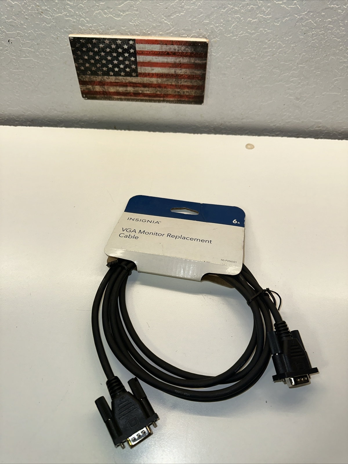 Insignia VGA Monitor Replacement Extension Cable Black 6ft NS-PV06501 - NEW