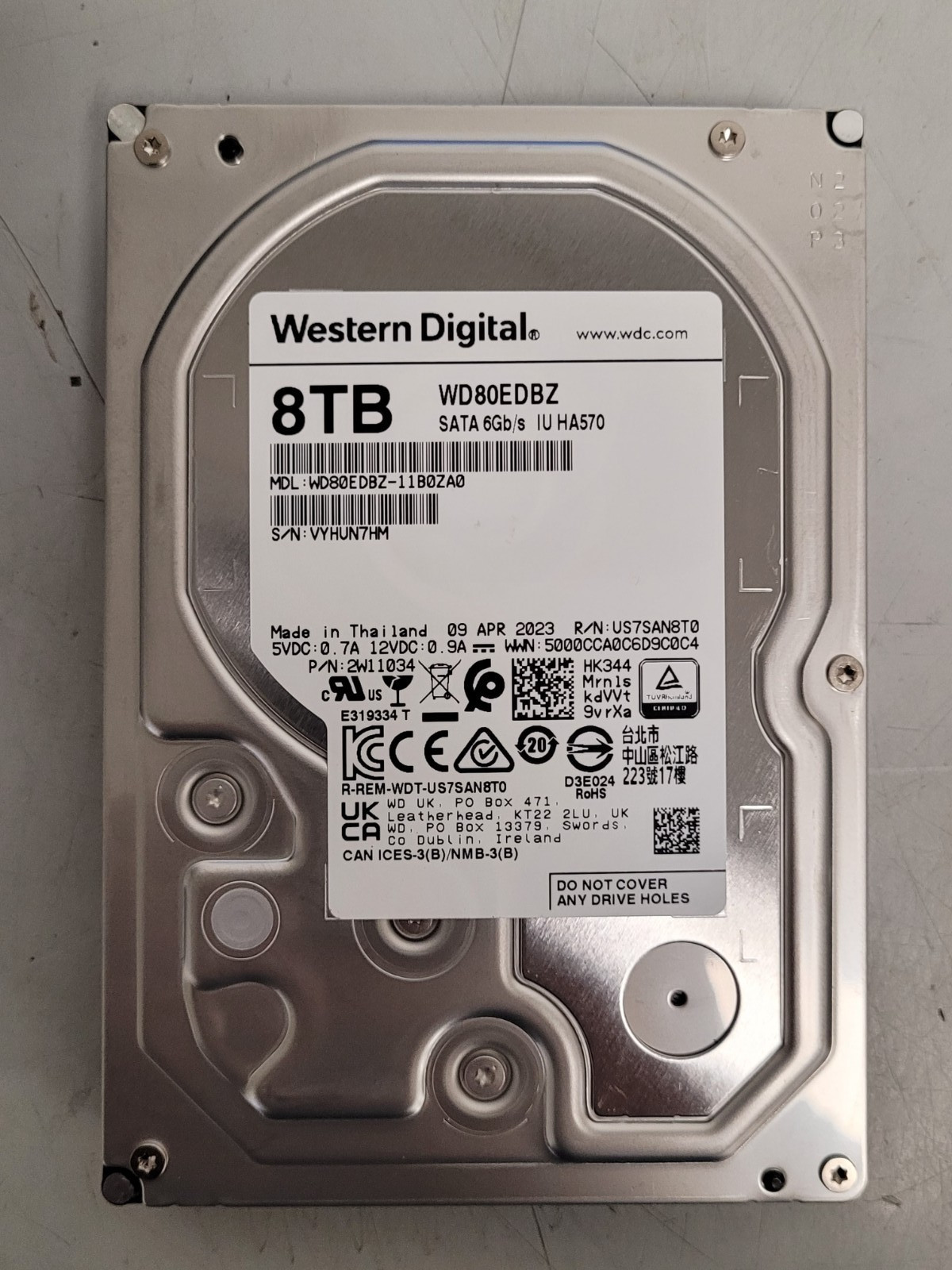 Western Digital 8TB WD80EDBZ DATA6gb/s hard drive used tested read VYHUN7HM