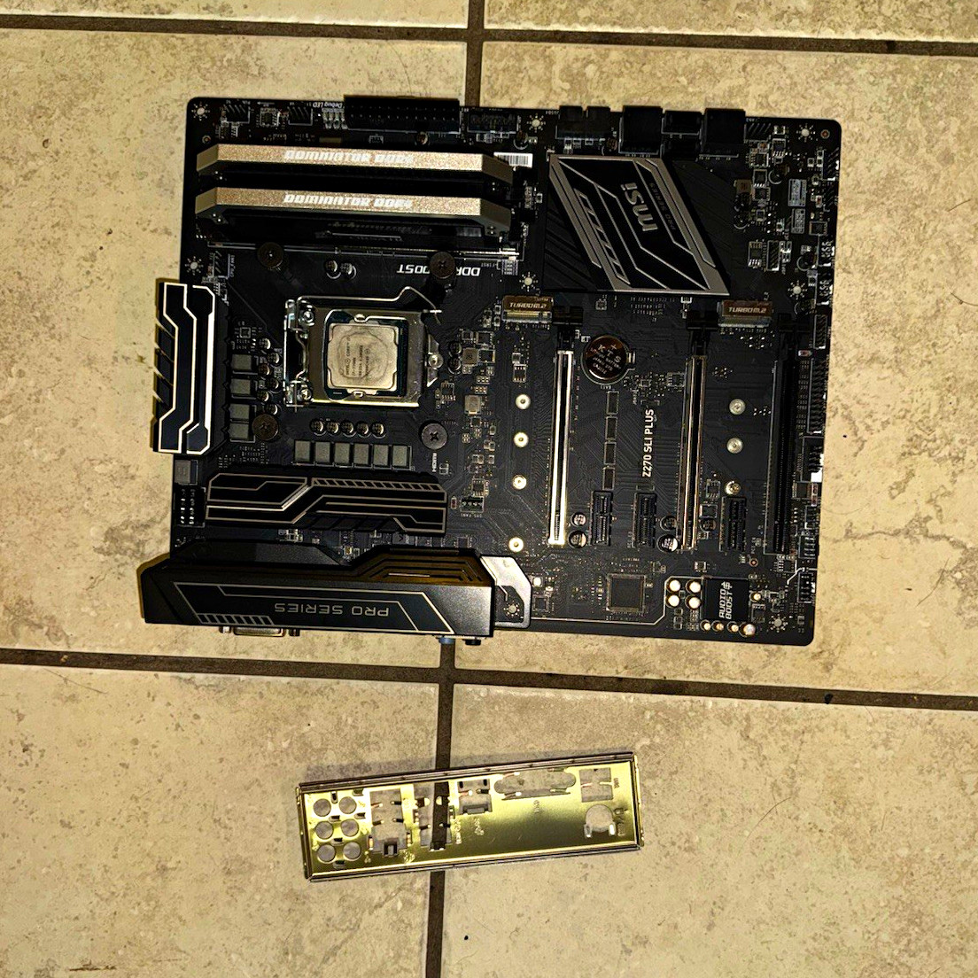 MSI Z270 SLI PLUS Motherboard intel 7700k w/ Corsair DDR4 RAM, H100i 