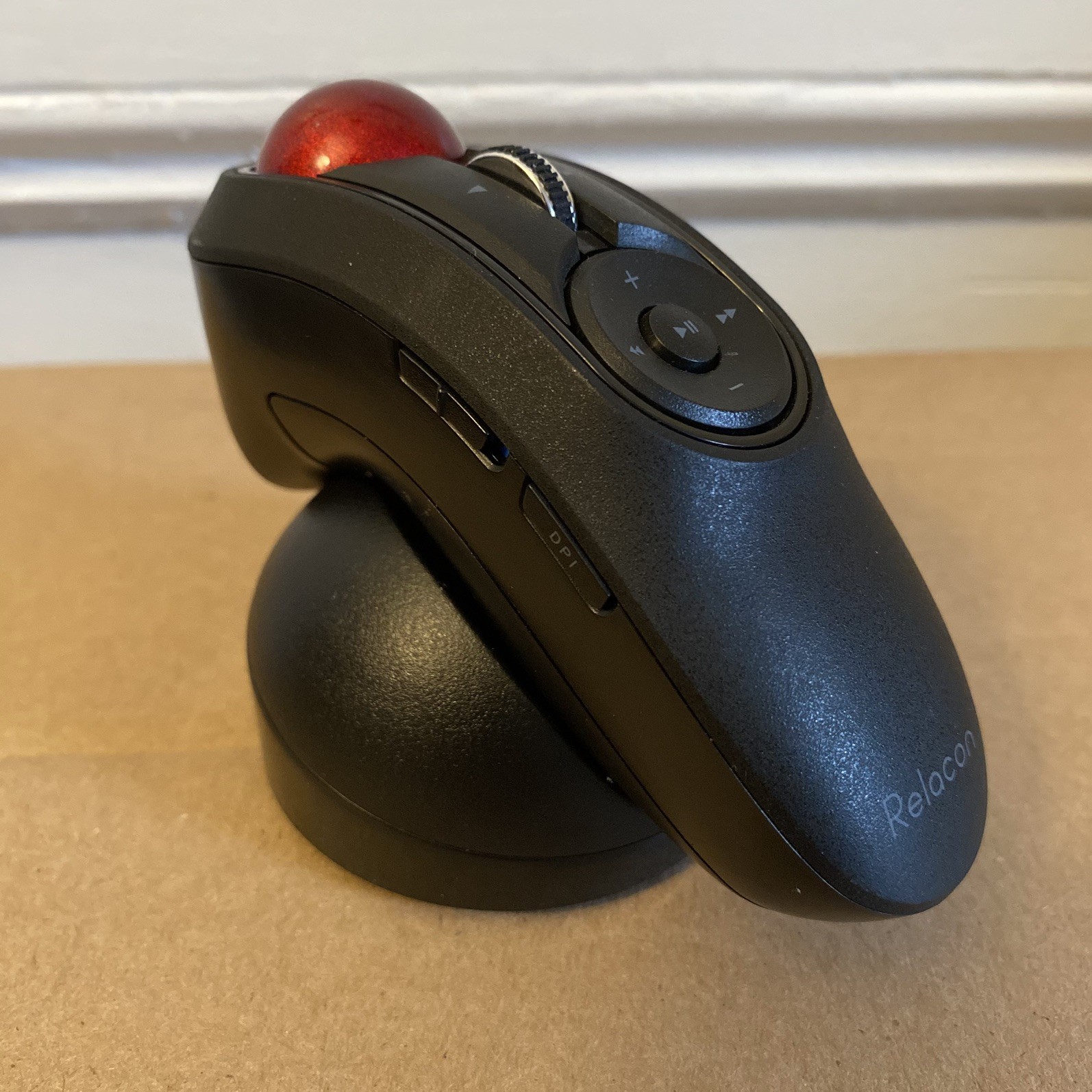 ELECOM Relacon - Handheld Trackball Remote Mouse (Black) - UNTESTED 