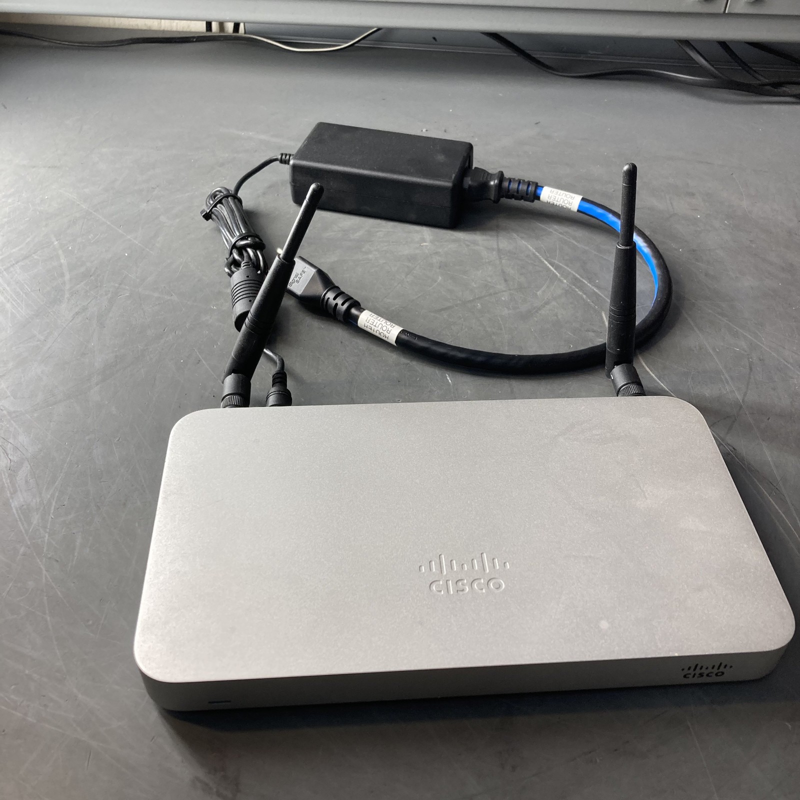 Cisco Meraki MX64 Cloud Managed Security Appliance MX64-W  With Power Supply 